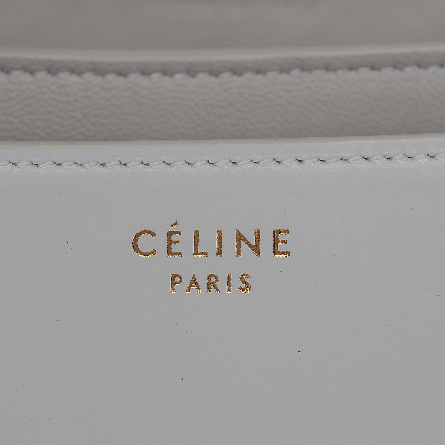 Box Calfskin Medium Classic Box Flap Bag White
