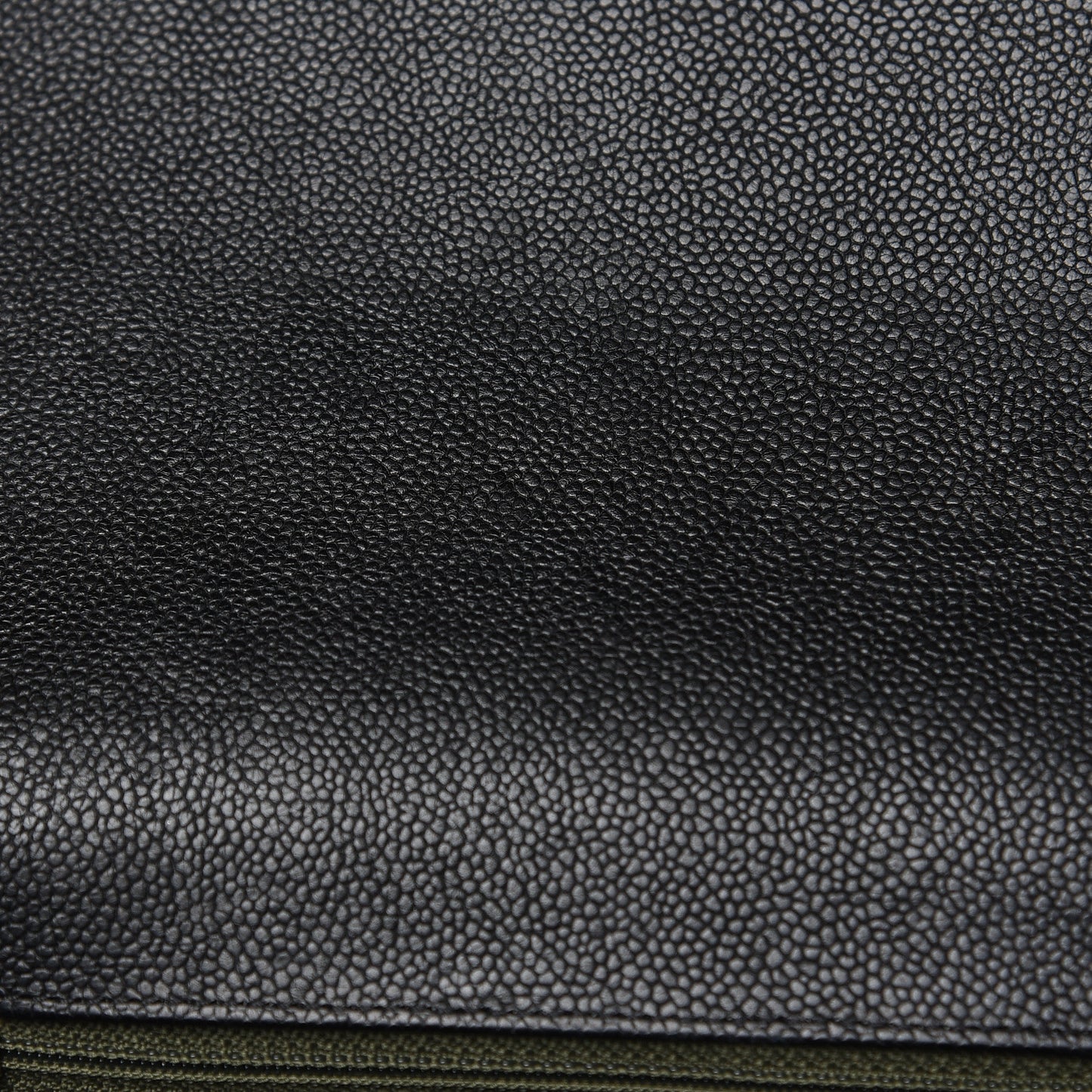 Caviar Quilted New Medium Boy Flap Black