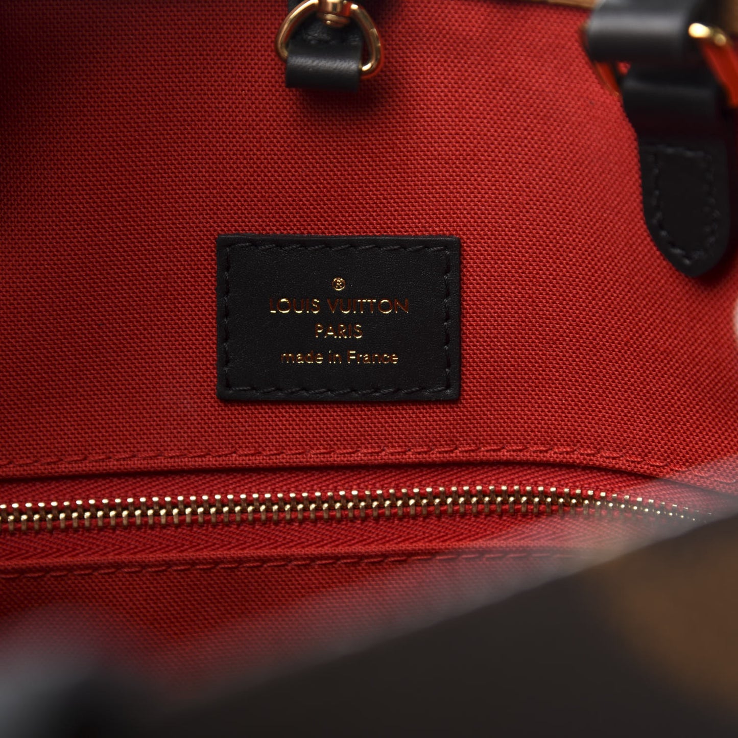 Reverse Monogram Giant Onthego MM