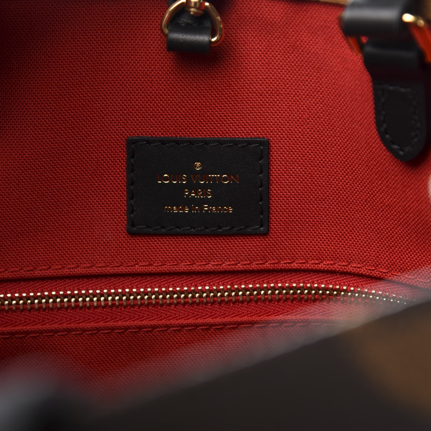 Louis Vuitton Reverse Monogram Giant Onthego MM 7 of 9