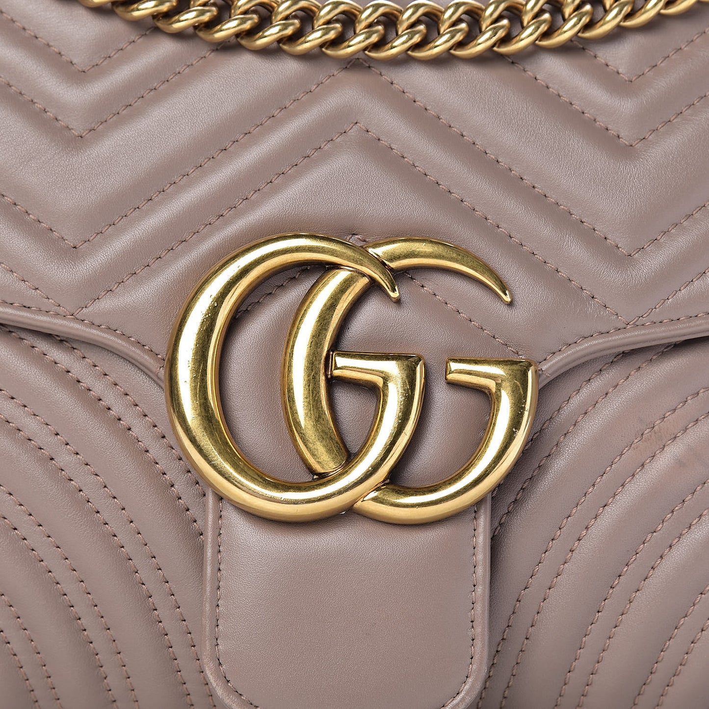 Calfskin Matelasse Medium GG Marmont Shoulder Bag Porcelain Rose