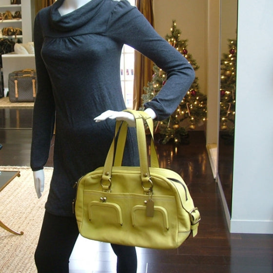 FASHIONPHILE COACHLeatherLegacyEllieLimeGreen11158 2 of 9
