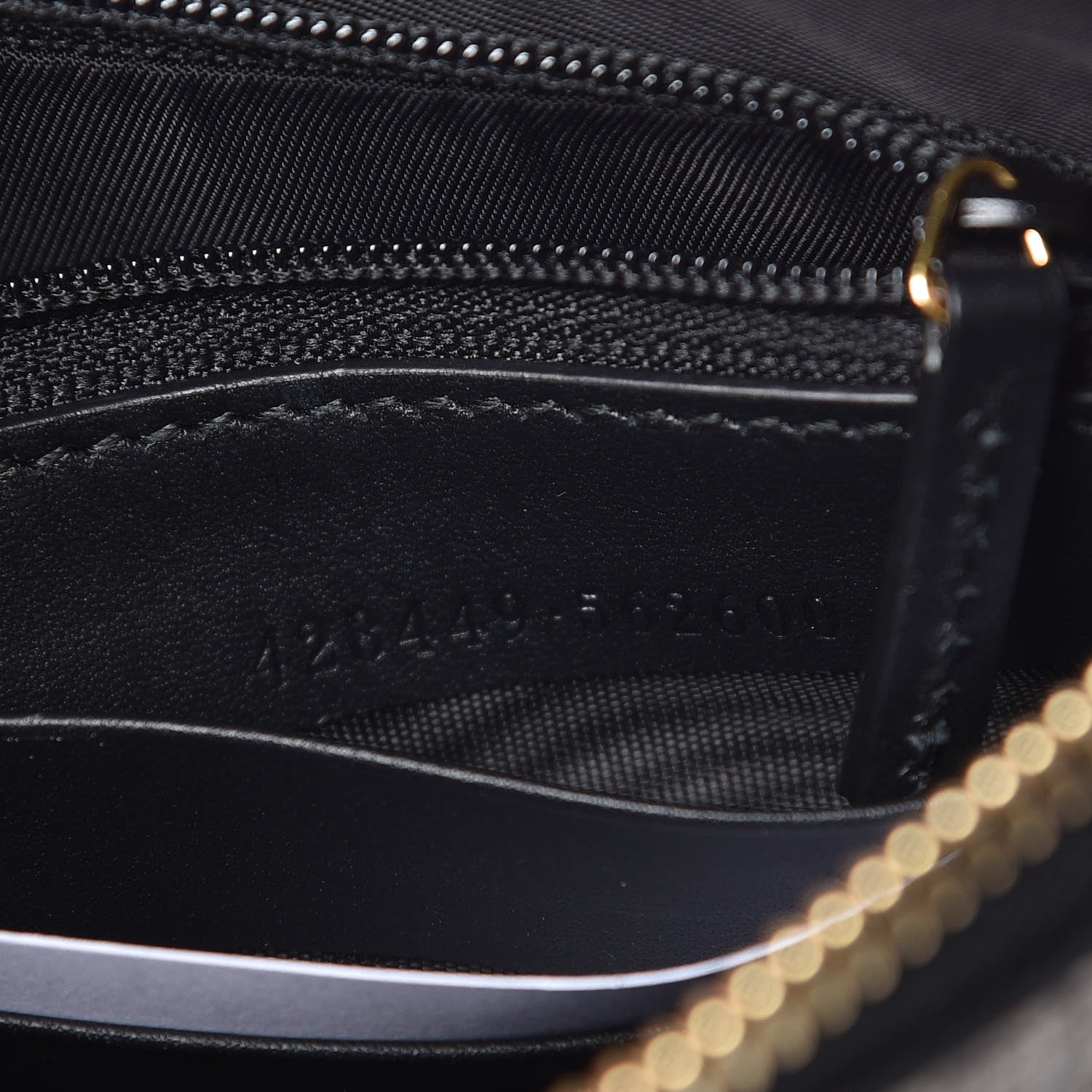 Gucci GG Supreme Monogram Wrist Wallet Black 8 of 10