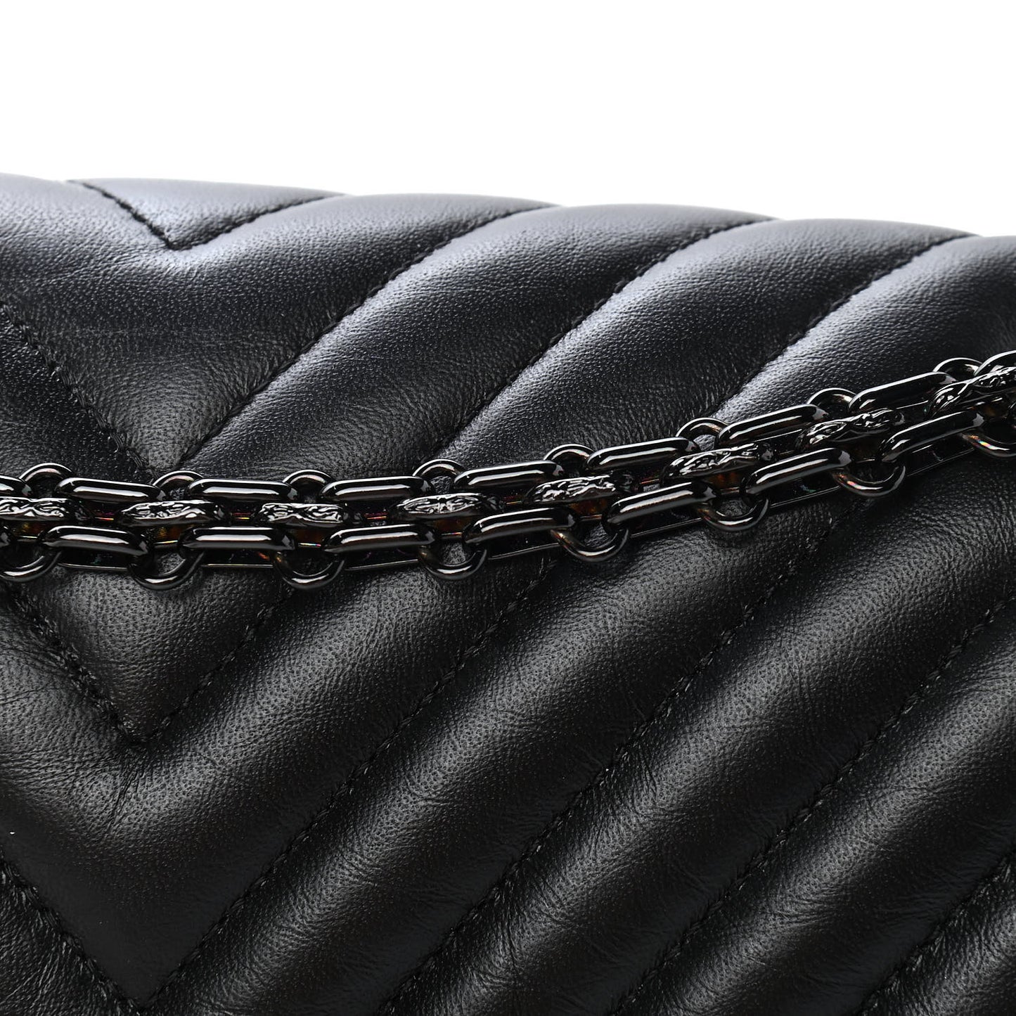 Aged Calfskin Chevron Quilted 2.55 Reissue 225 Flap So Black