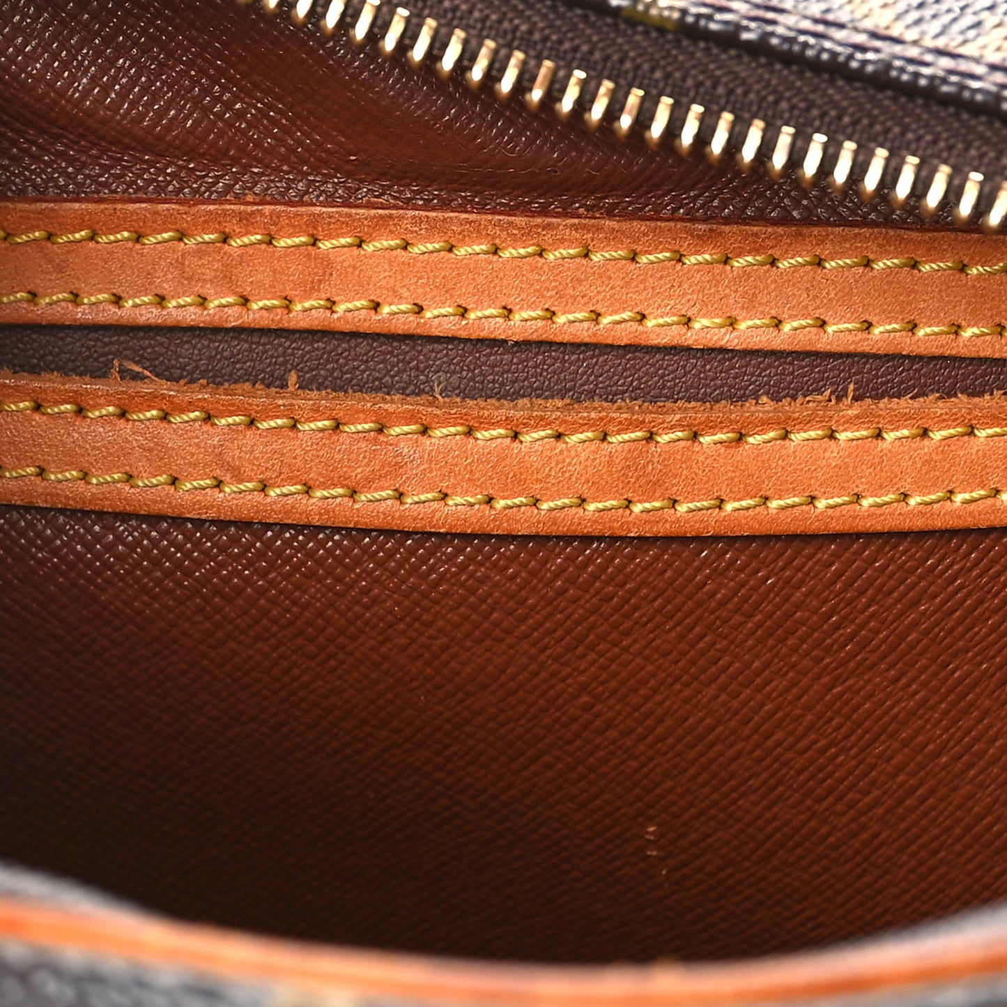 Monogram Blois