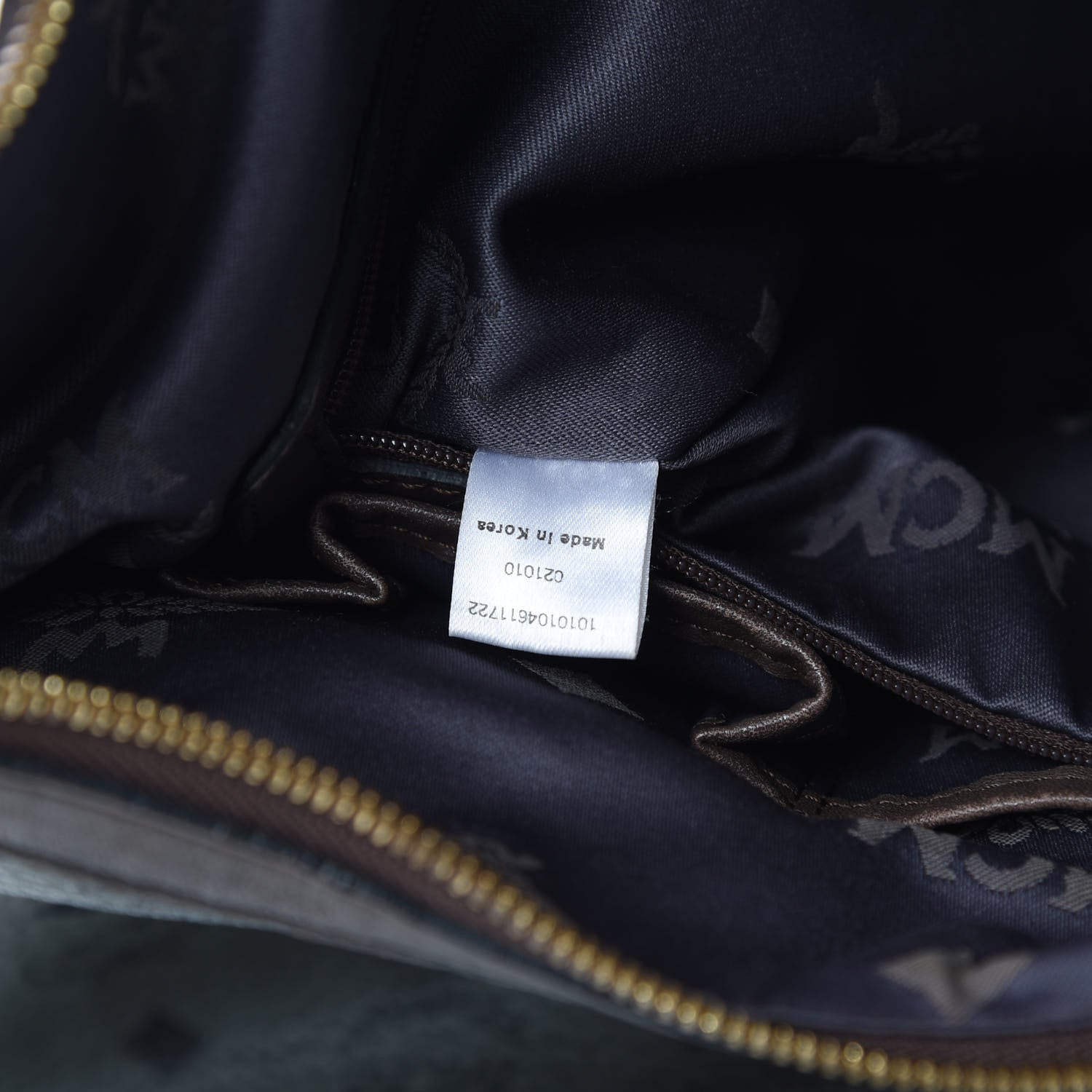 MCM Visetos Hobo Phantom Grey 7 of 12