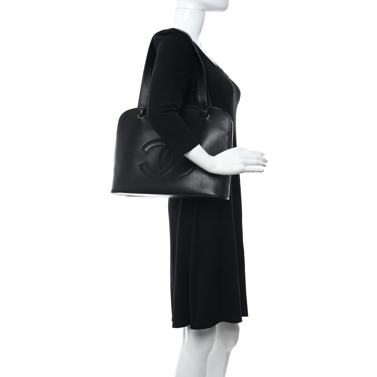 Chanel Lambskin CC Shoulder Bag Black 2 of 17