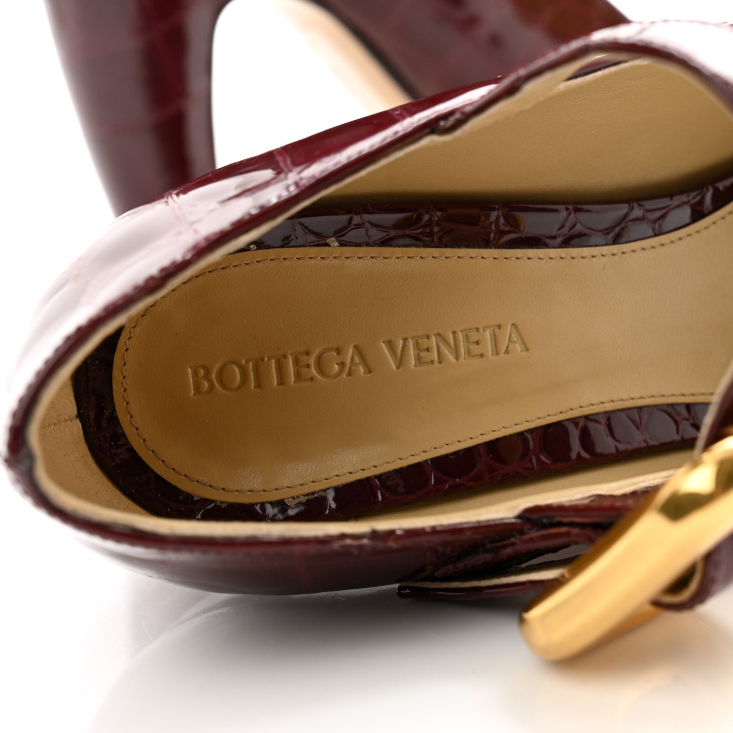 Glossy Calfskin Crocodile Embossed Mostra Mary Jane 90 MM Pumps 40 Merlot