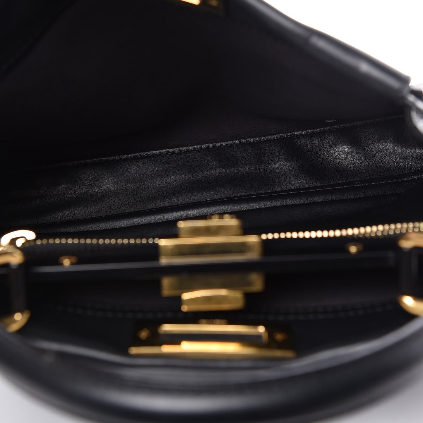 Vitello Seta Shiny Nappa Medium Peekaboo Iconic Satchel Black