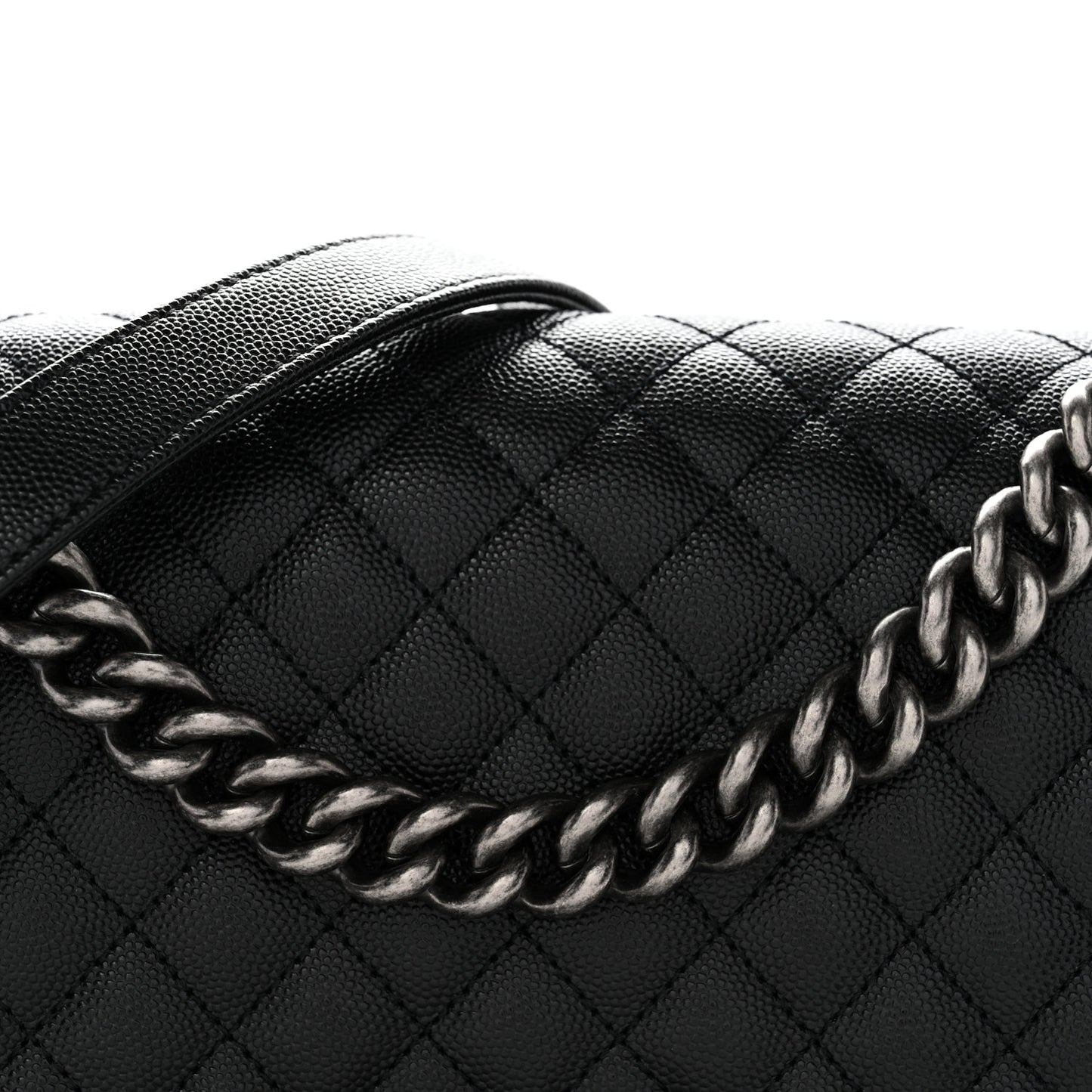 Caviar Quilted Medium Boy Flap Black