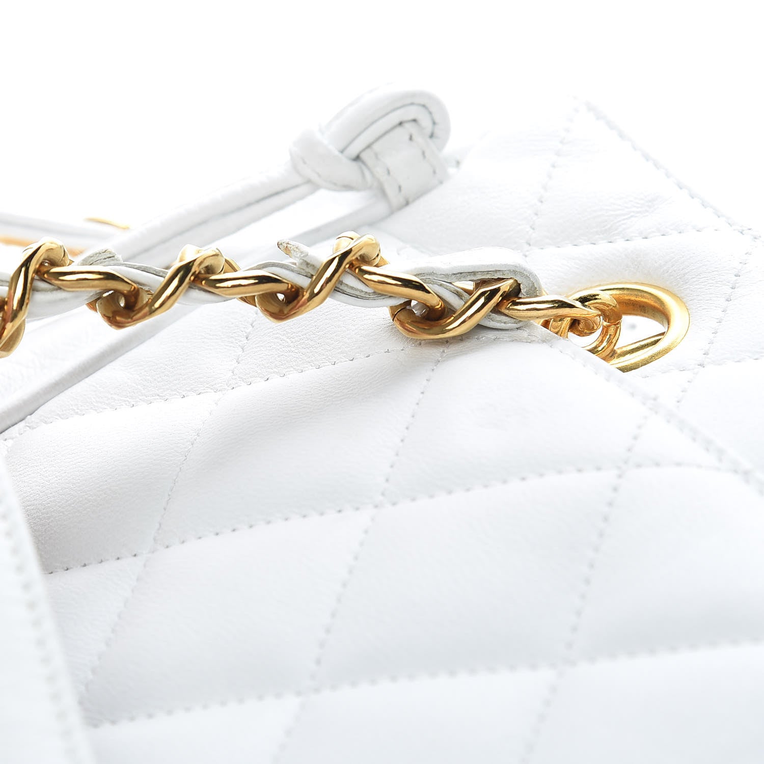 Chanel Lambskin Quilted Shoulder Bag White 20 of 27