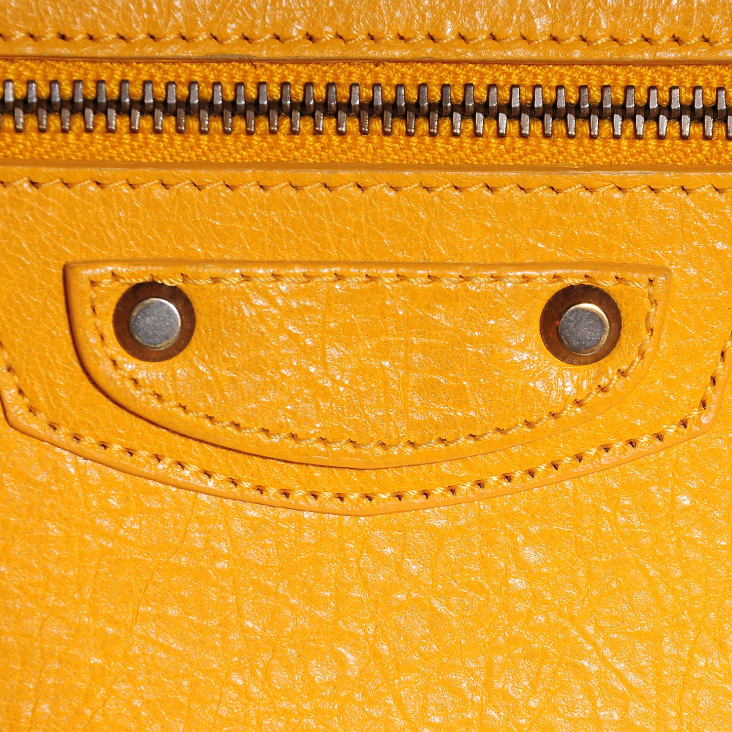 Agneau Classic Hardware Continental Zip Around Wallet Mangue