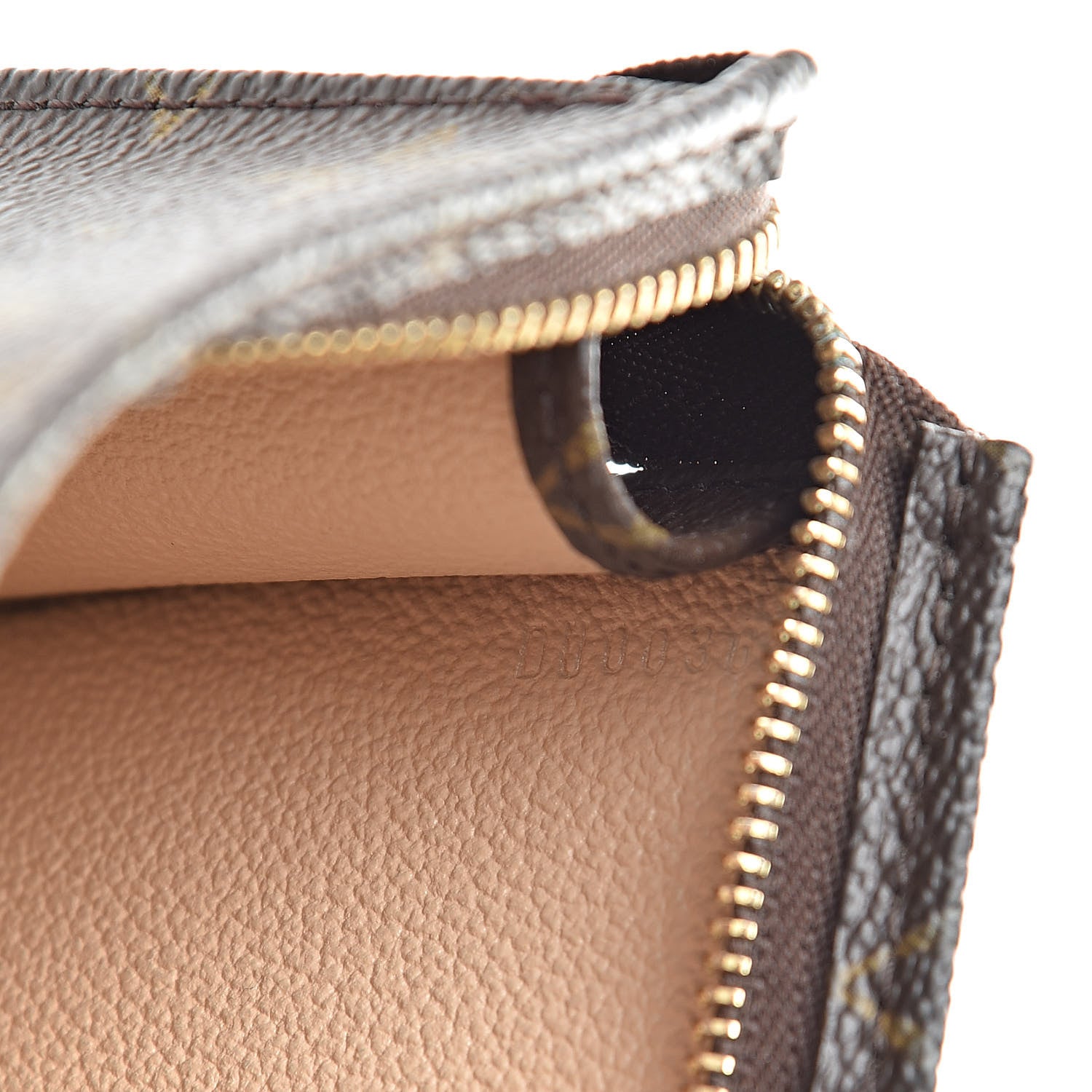 Louis Vuitton Monogram Toiletry Pouch 15 7 of 11