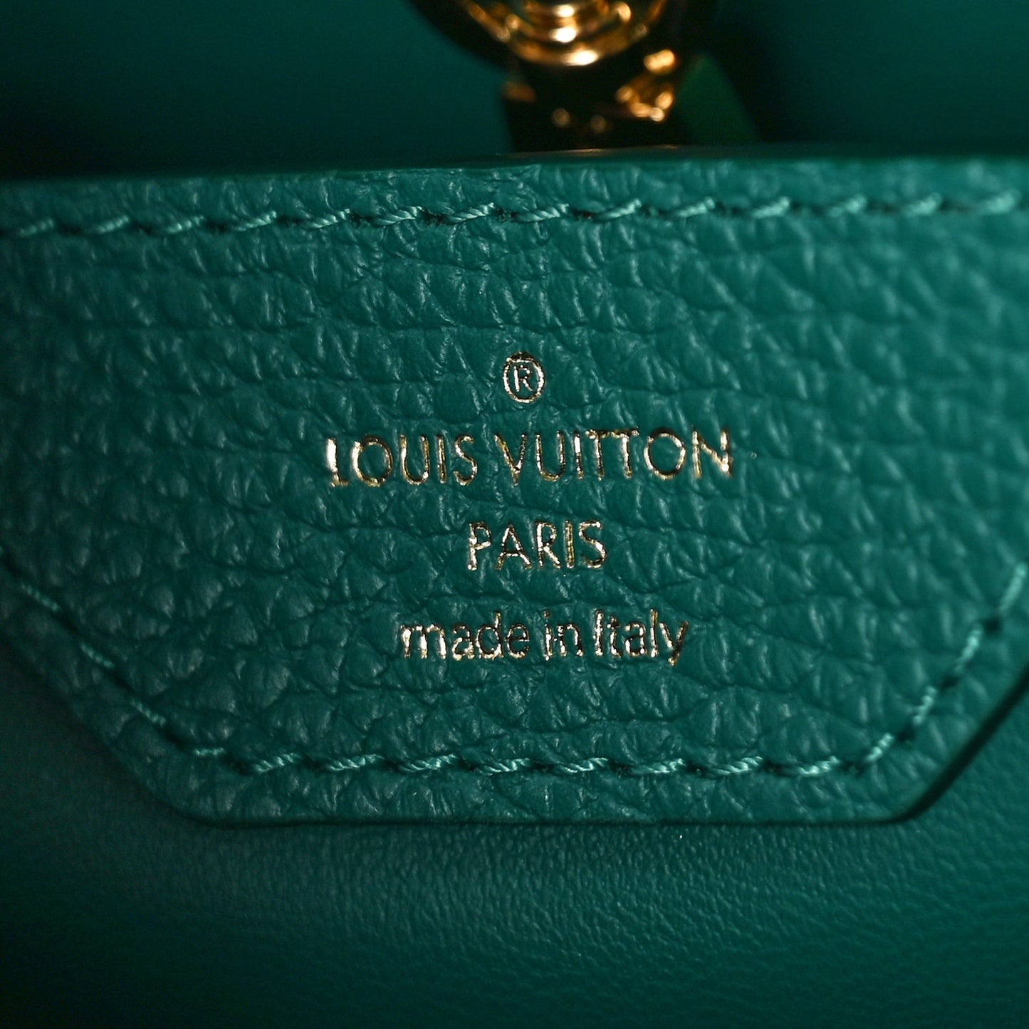 Taurillon Capucines BB Emerald