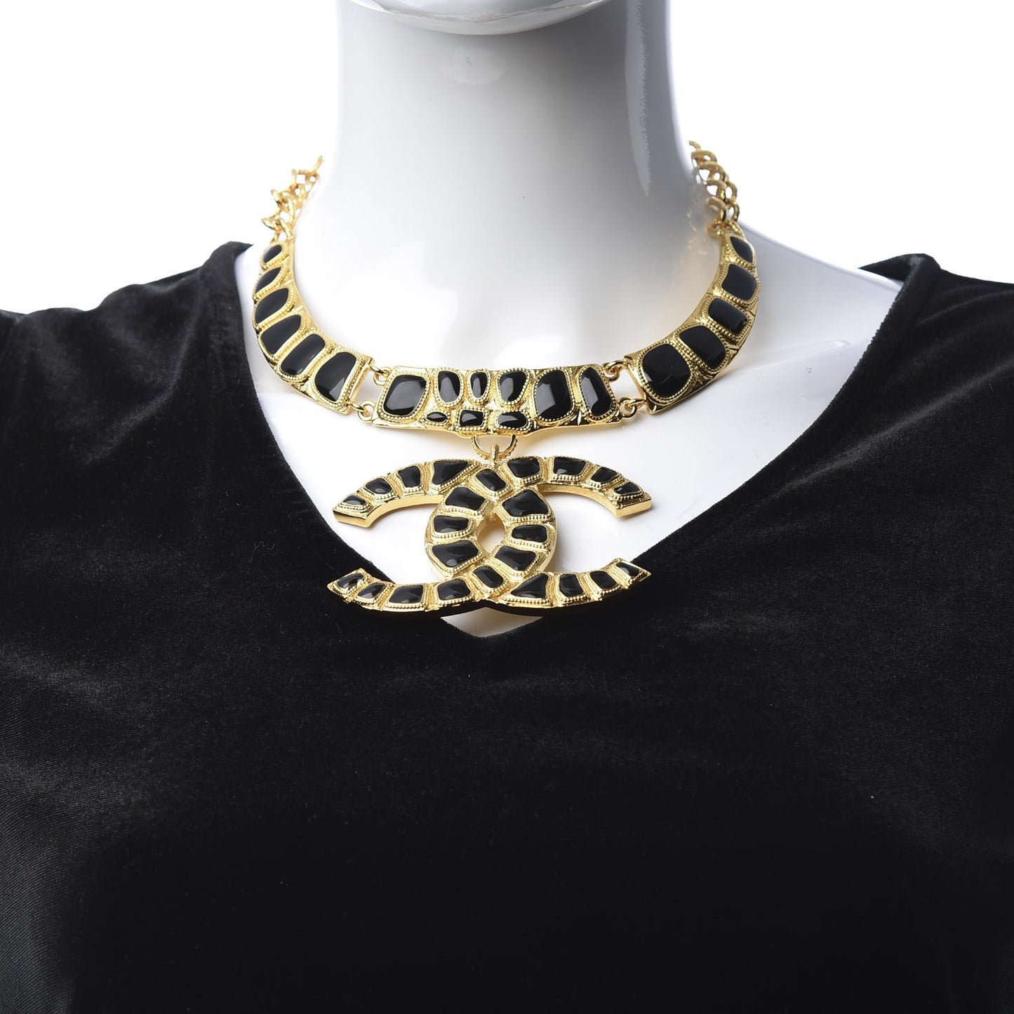 Resin Along The Nile Large CC Pendant Necklace Gold Black