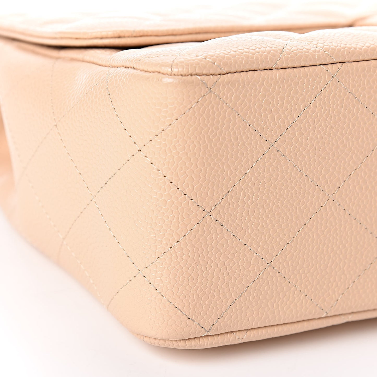 Caviar Quilted Jumbo Single Flap Beige Clair