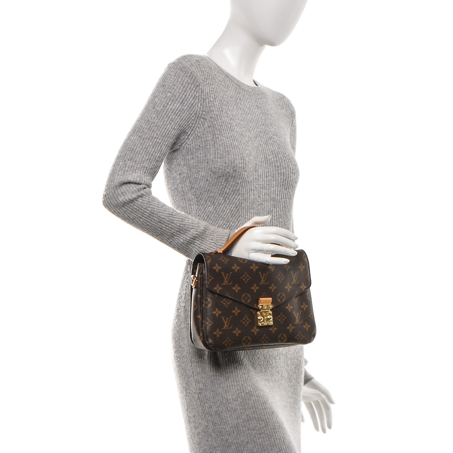 Louis Vuitton Monogram Pochette Metis 3 of 10