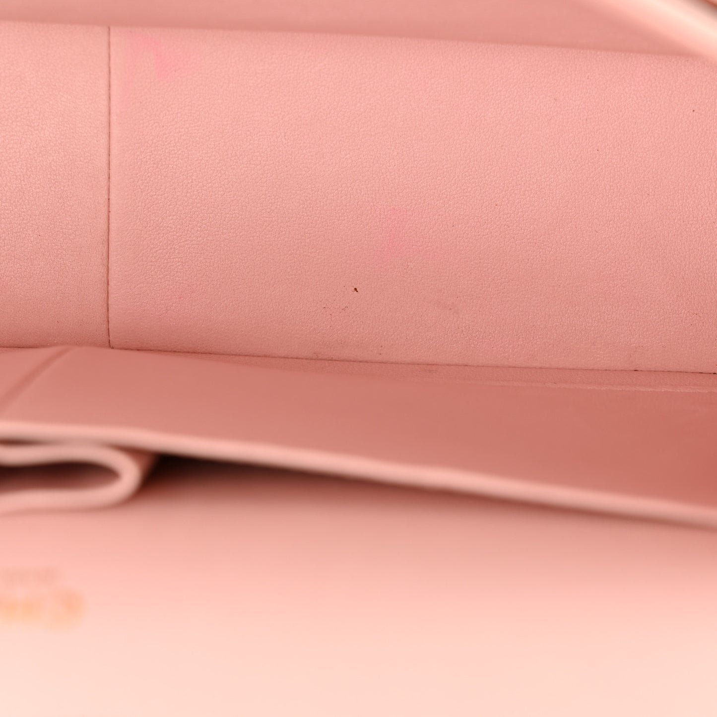 Caviar Quilted Jumbo Double Flap Light Pink