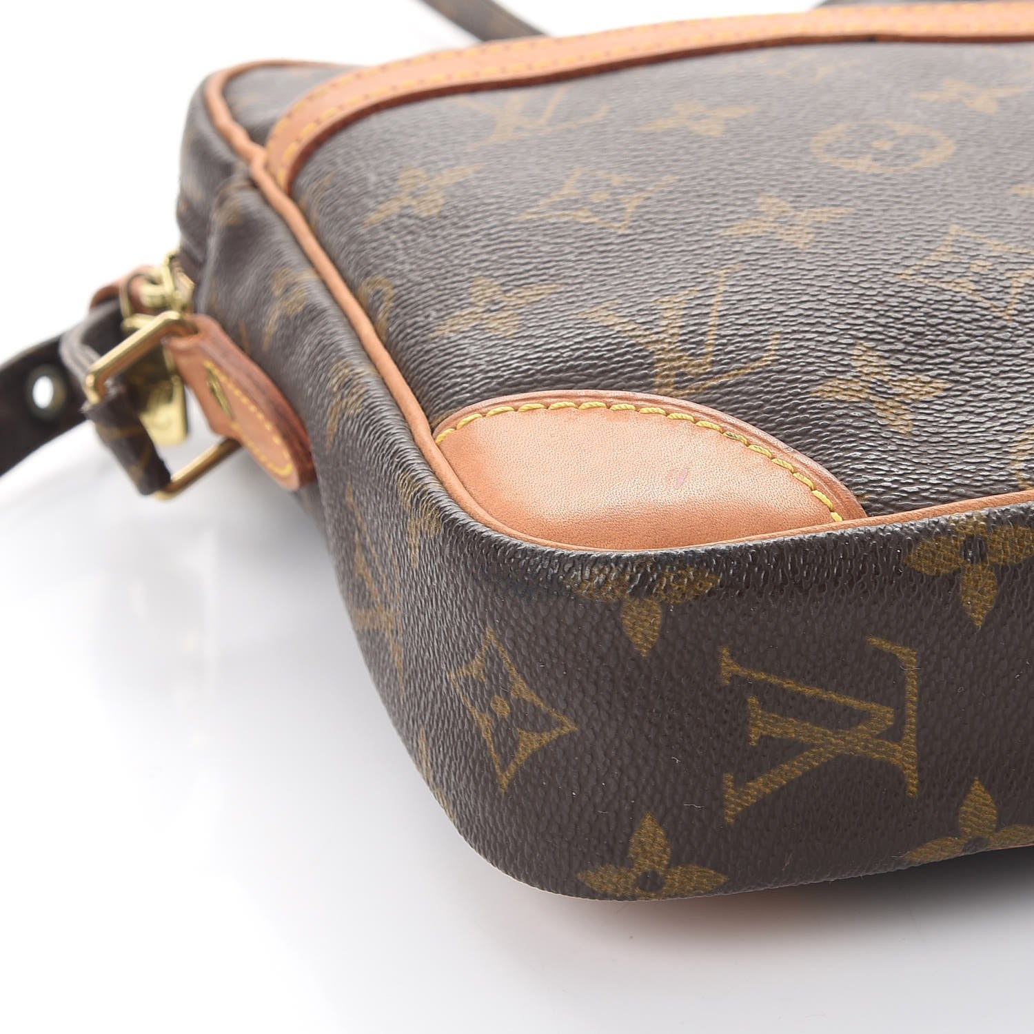 Louis Vuitton Monogram Danube 21 14 of 17