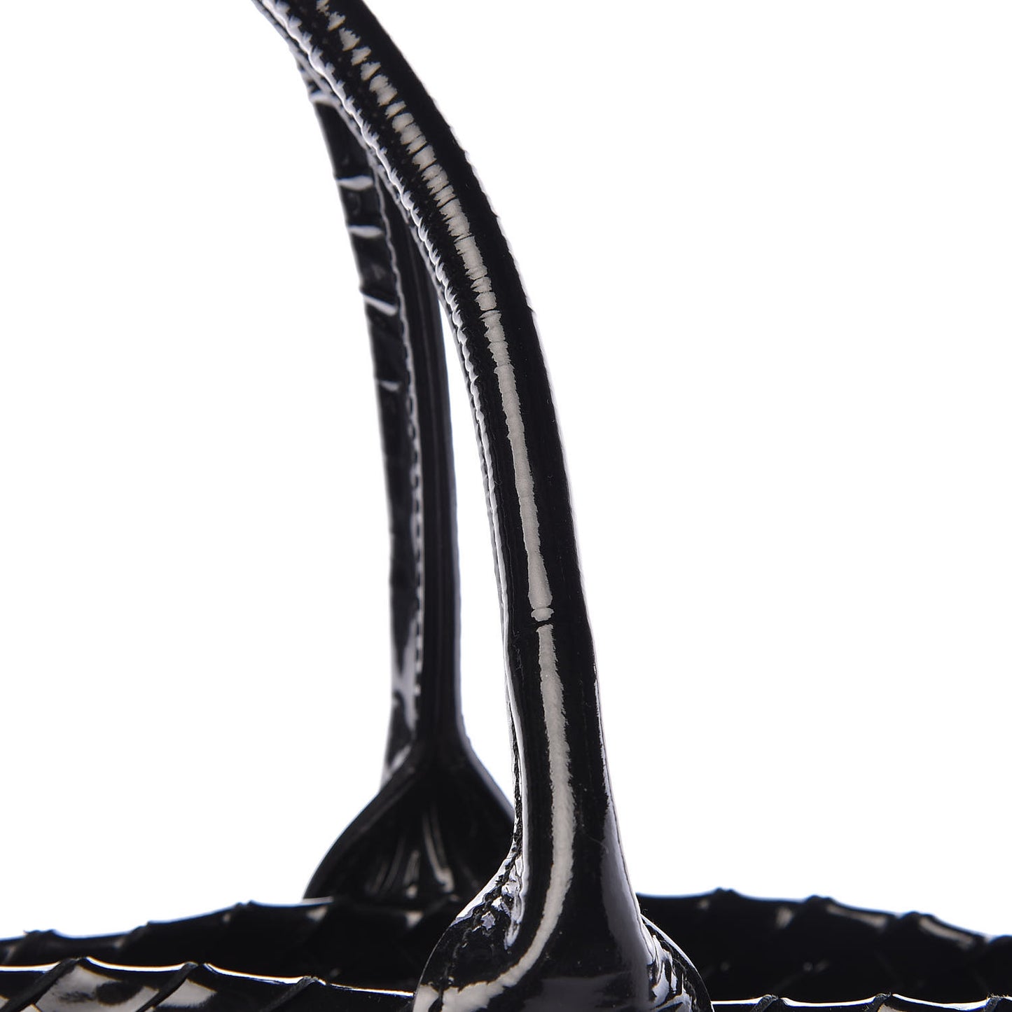 Spazzolato Nappa Intrecciato Medium Moon Cabat Black