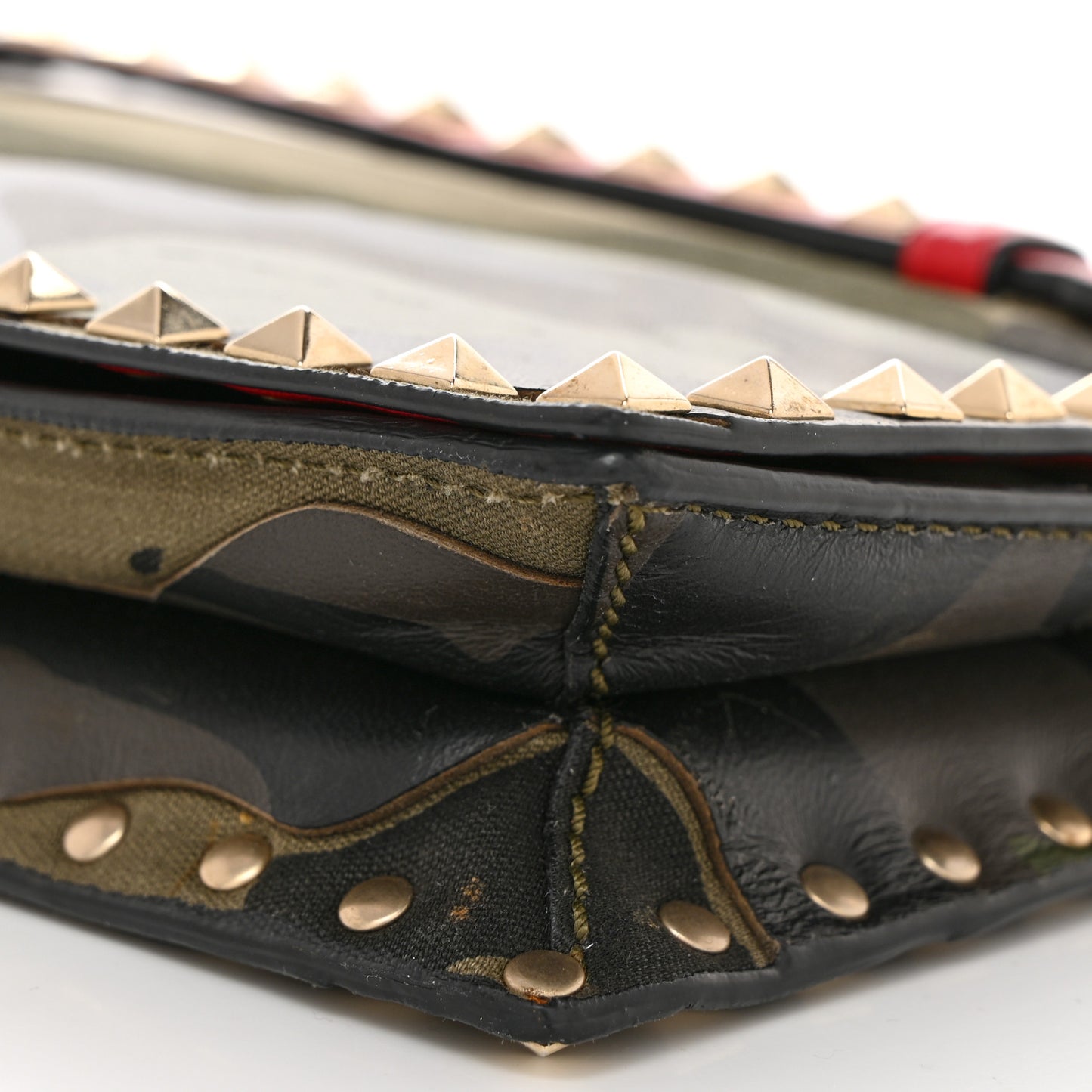 Nappa Canvas Camouflage Rockstud Wristlet Clutch Verde Rouge
