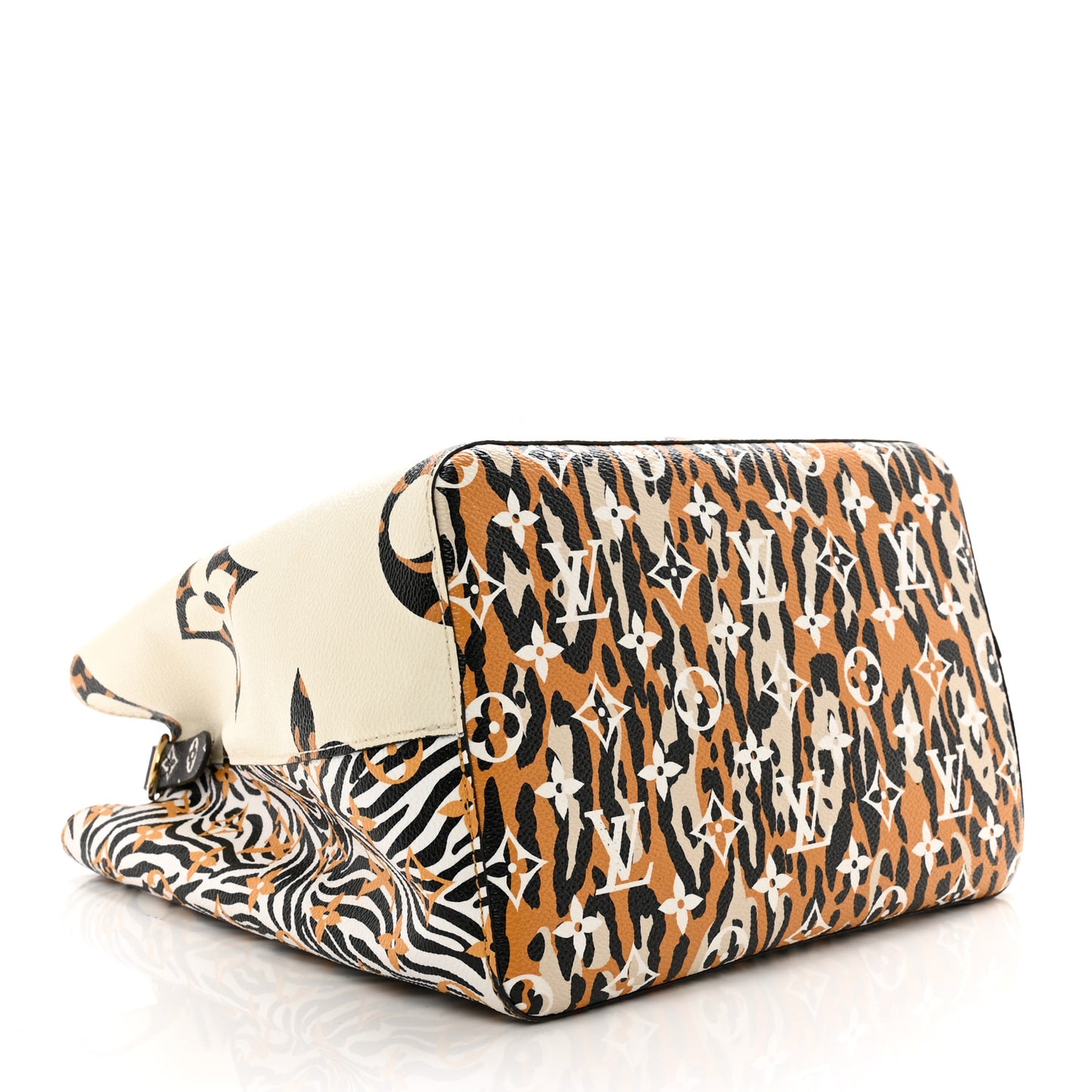 LOUIS VUITTON Monogram Giant Jungle NéoNoé Ivory