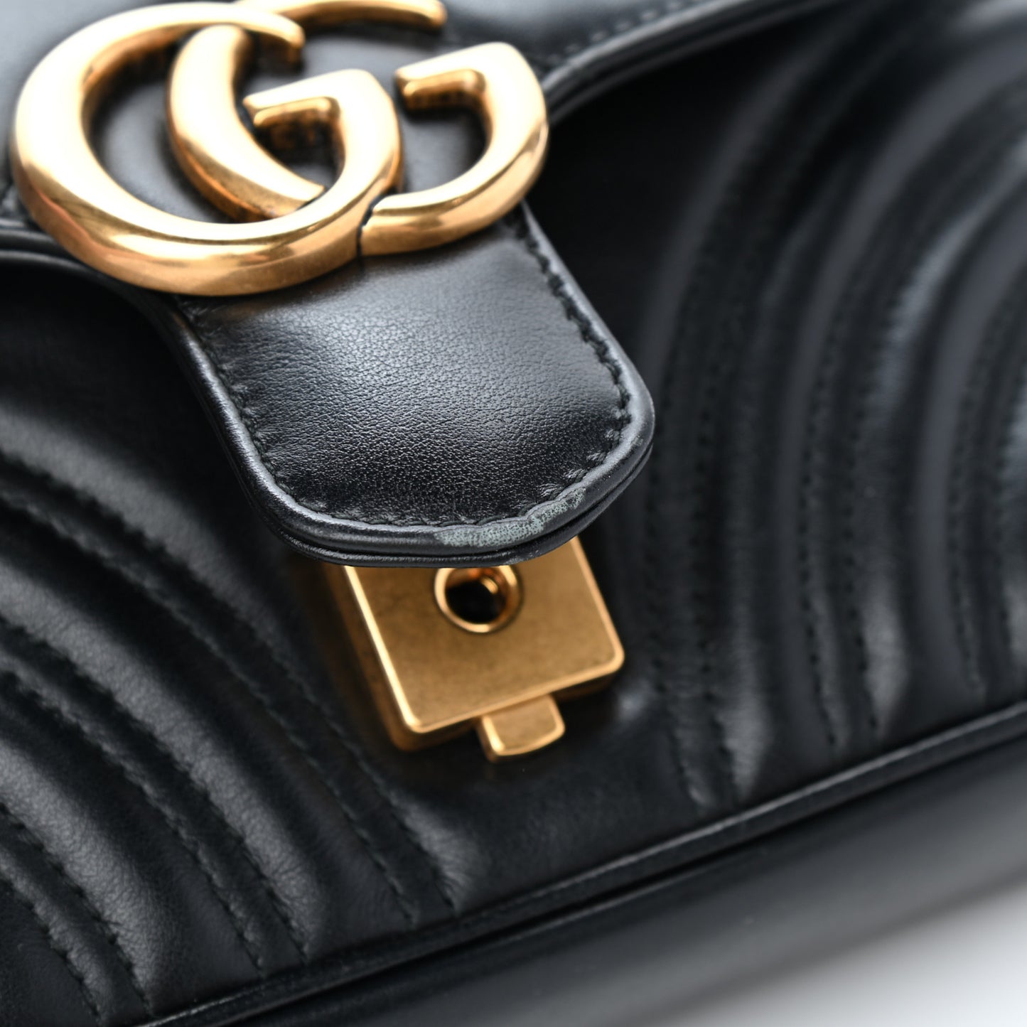 Calfskin Matelasse Mini GG Marmont Shoulder Bag Black