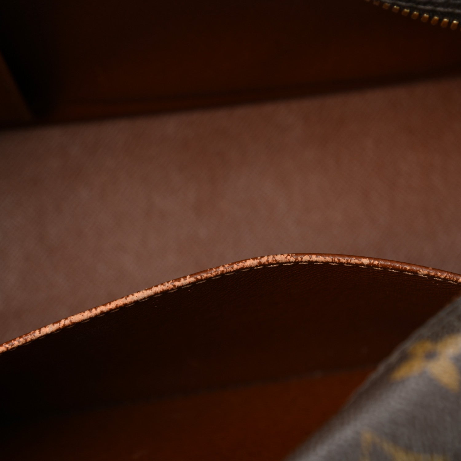 Louis Vuitton Monogram Cite MM 13 of 13