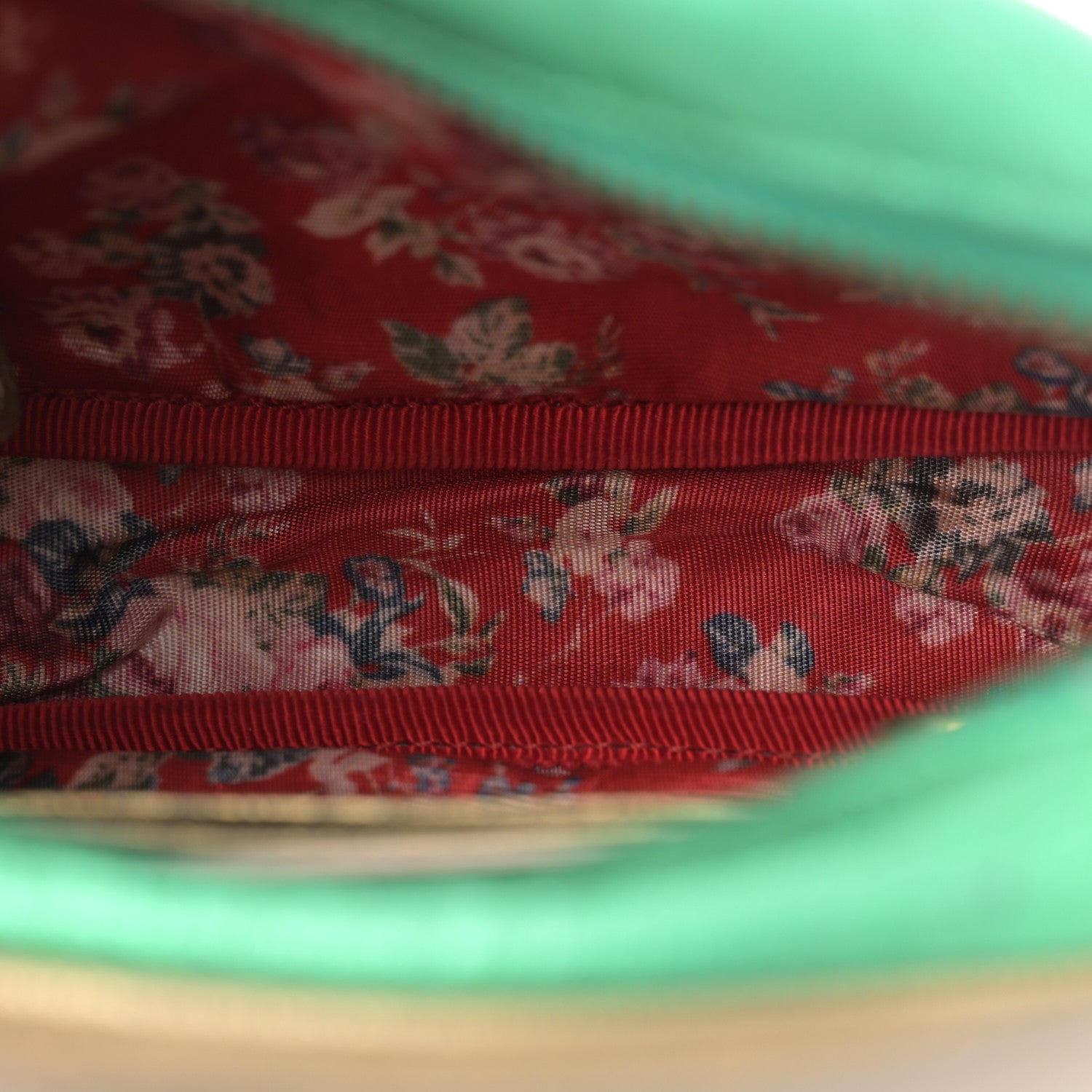 Gucci Laminated Nappa Trapuntata Mini Zumi Dome Shoulder Bag Rosso Jasmine Green Rame 5 of 12