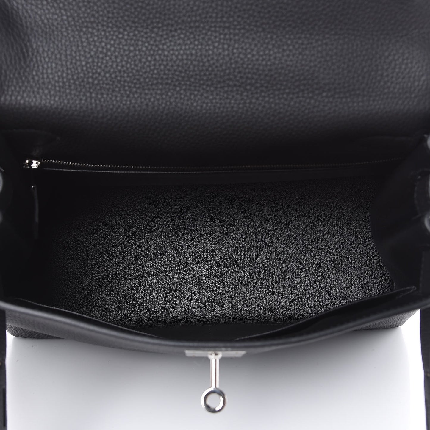 Togo Kelly Retourne 28 Black