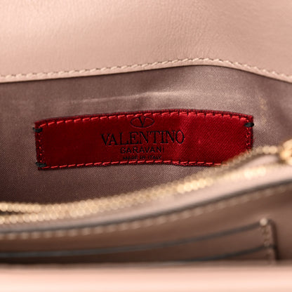 Valentino Garavani Vitello Rockstud Wallet on Chain Poudre 6 of 10