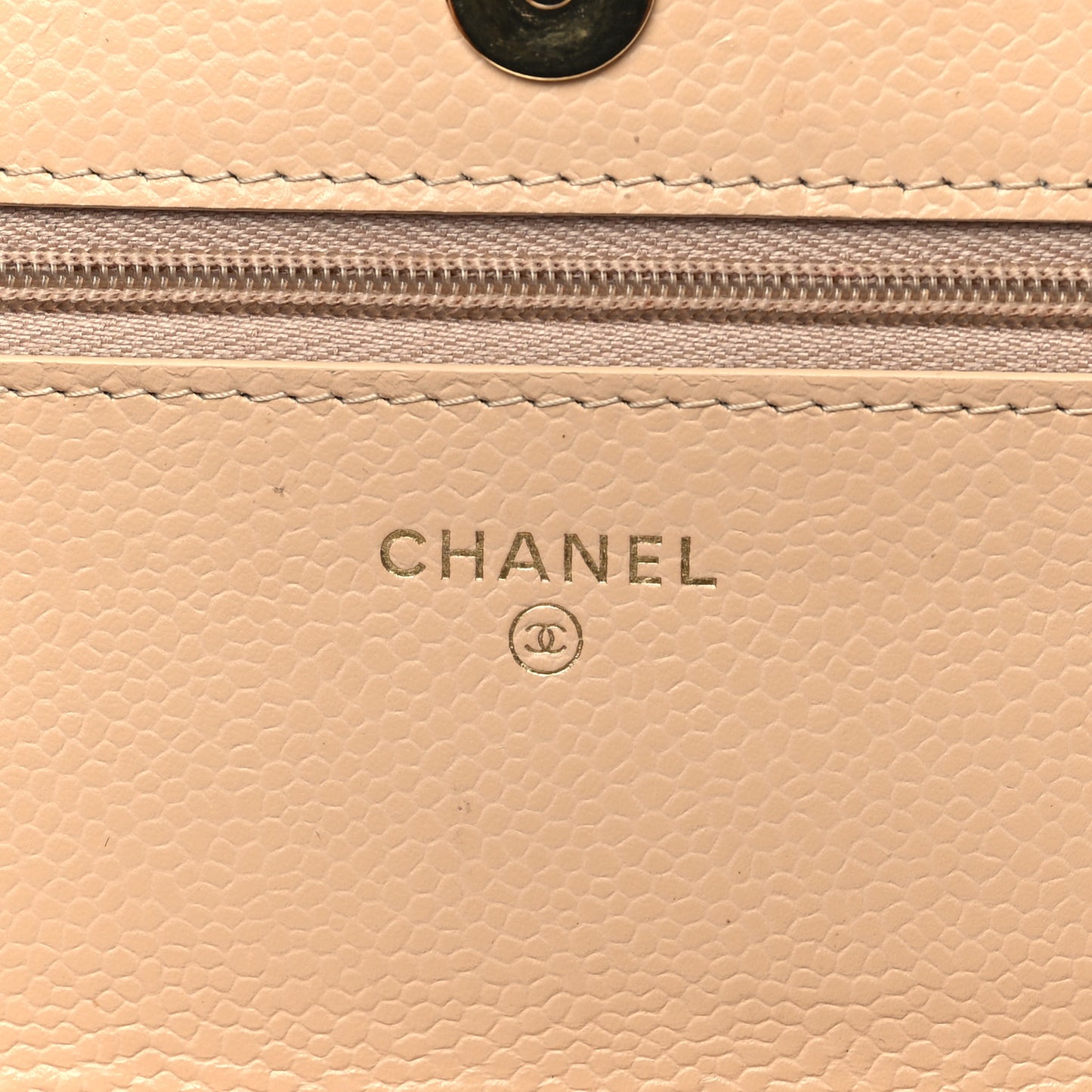 Caviar Quilted Wallet on Chain WOC Beige Clair