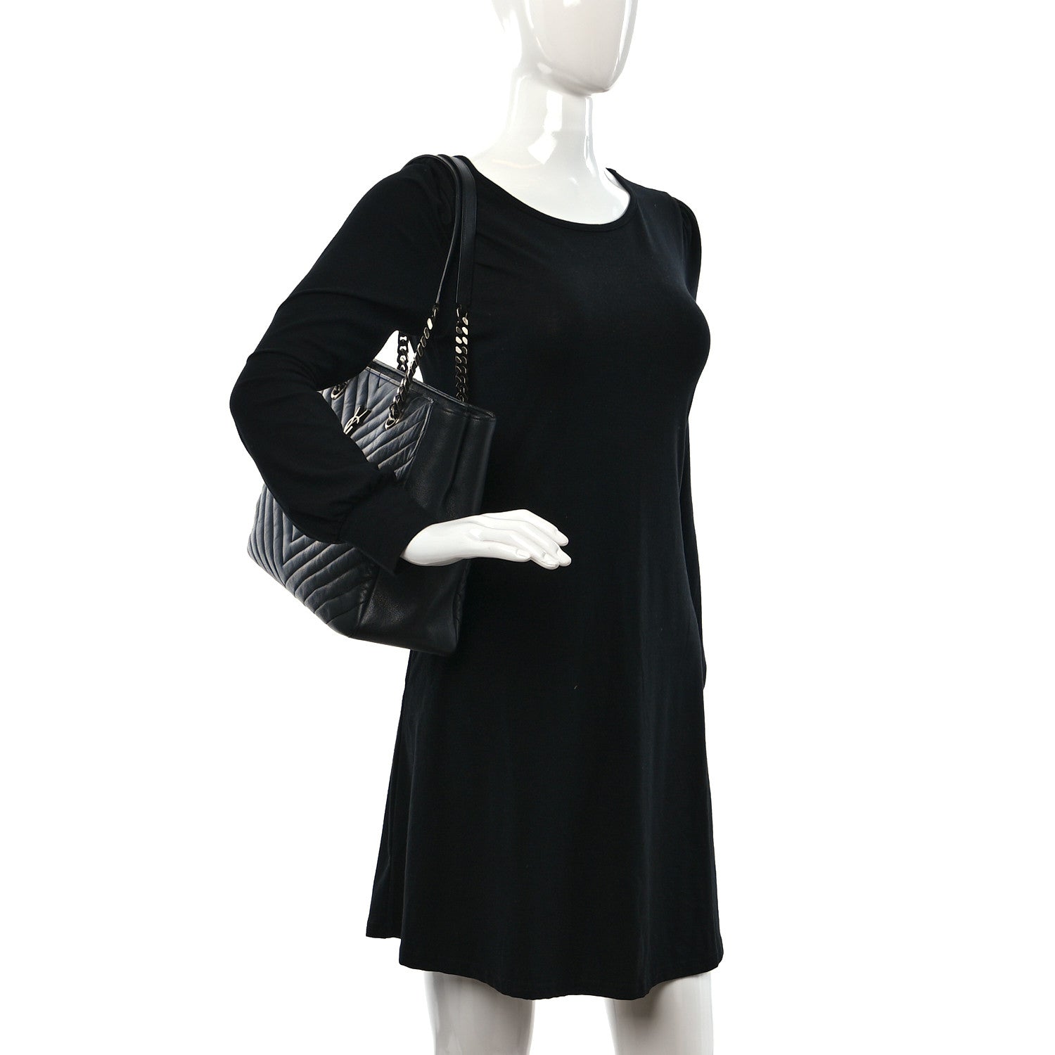Saint Laurent Sheepskin Matelasse Chevron Large Monogram Shopping Bag Black 2 of 9