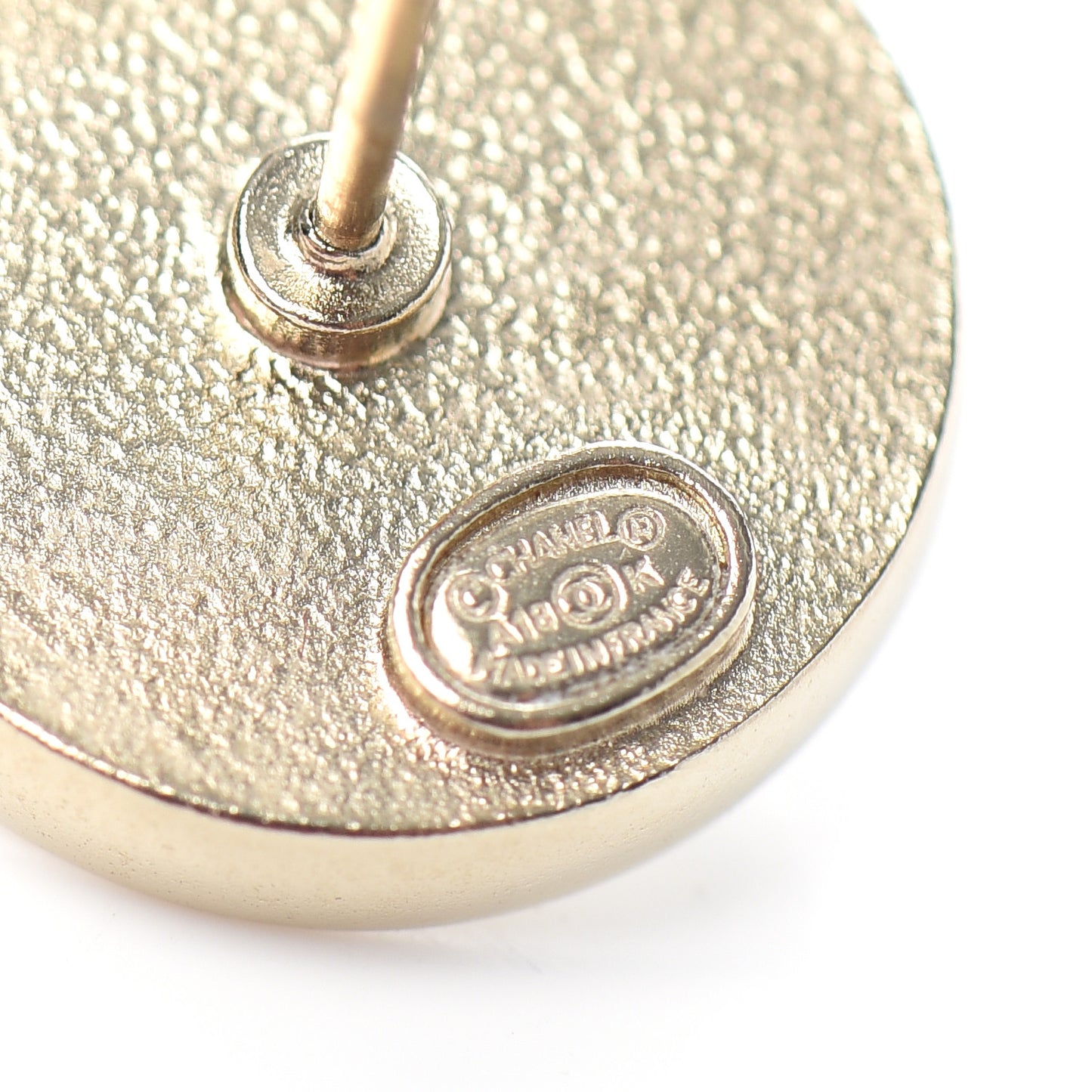 Pearl Coco Round Earrings Gold Pearly White