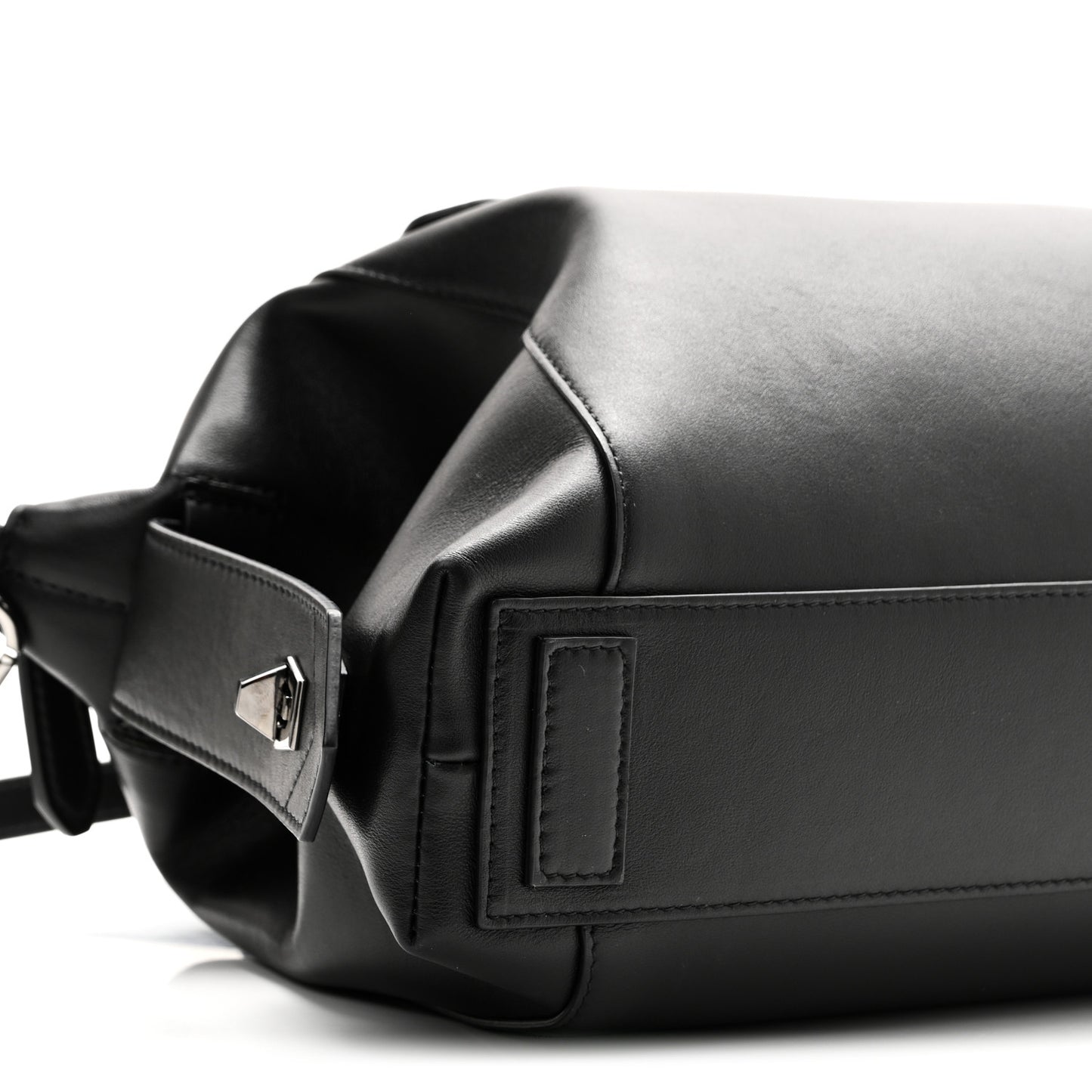 Smooth Calfskin Small Soft Antigona Black