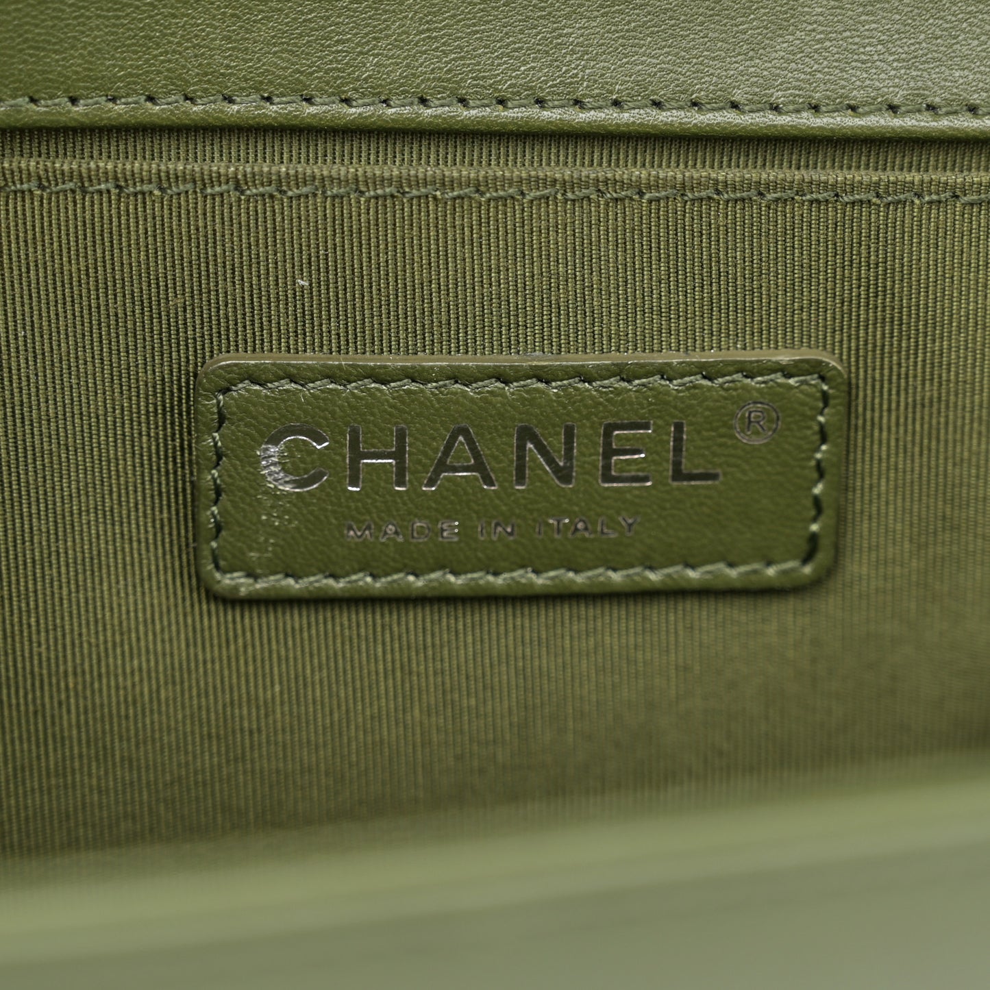 Lambskin Quilted Medium Boy Flap Green