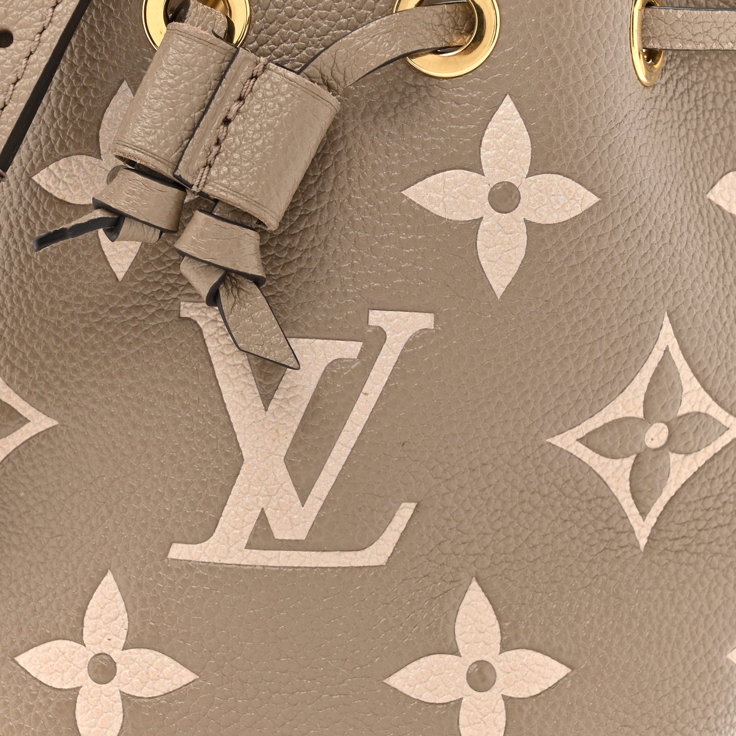 Empreinte Monogram Giant Nano Noe Tourterelle Creme