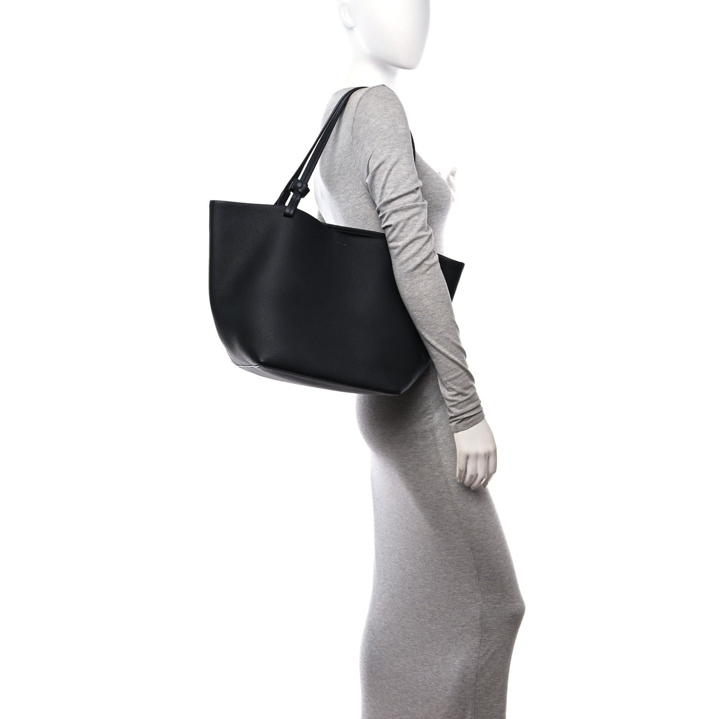 Grained Calfskin Park Tote Three Black