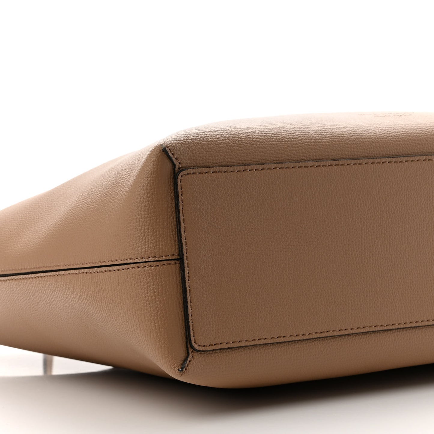 Grainy Calfskin Haymarket Check Medium Ardwell Zip Tote Camel