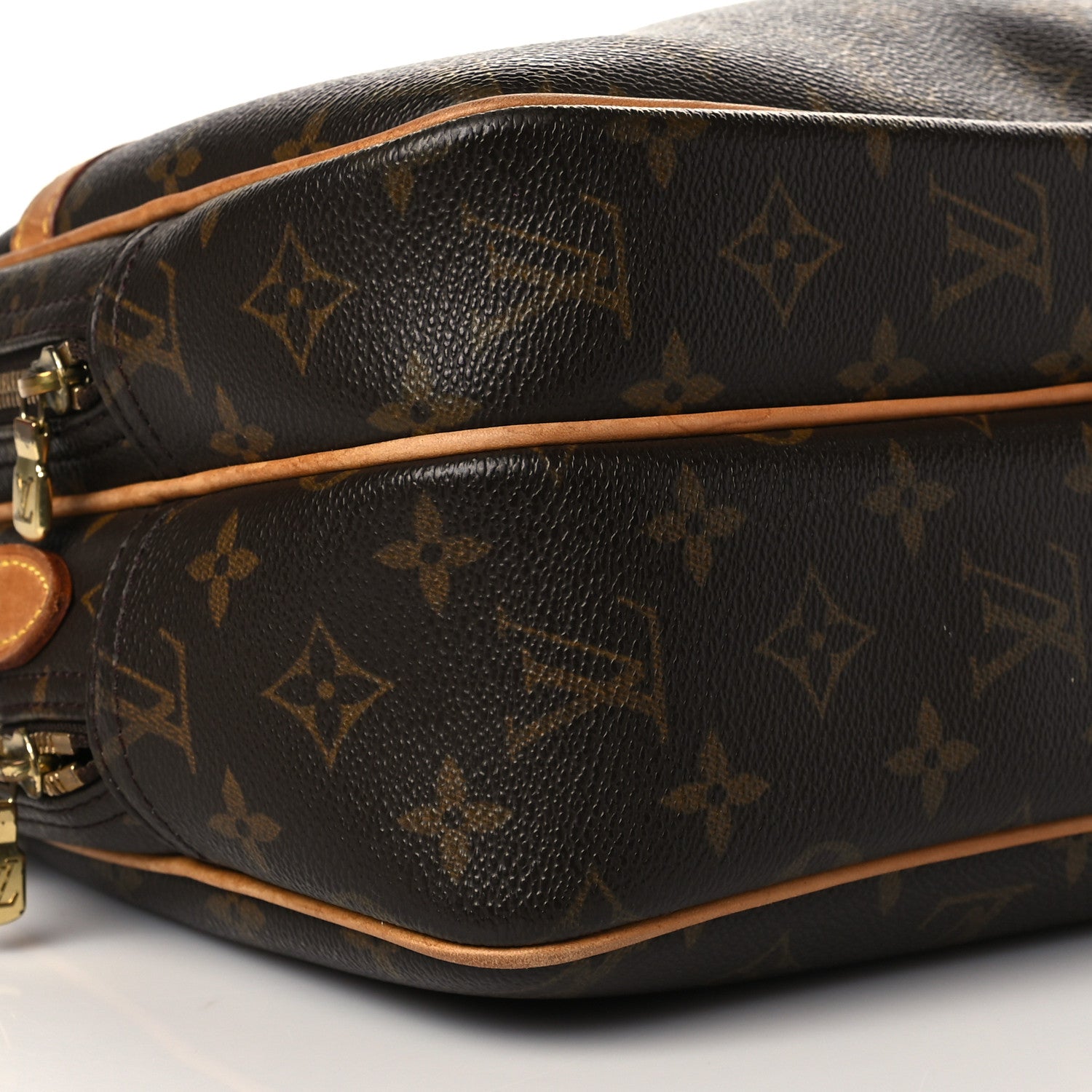 Louis Vuitton Monogram Reporter PM 9 of 10