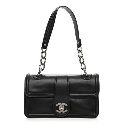 Chanel Smooth Calfskin Country Ride Flap Black 1 of 10