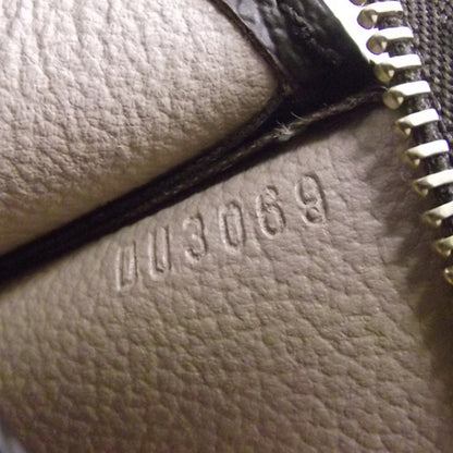 Louis Vuitton Monogram Toiletry Pouch 19 6 of 7
