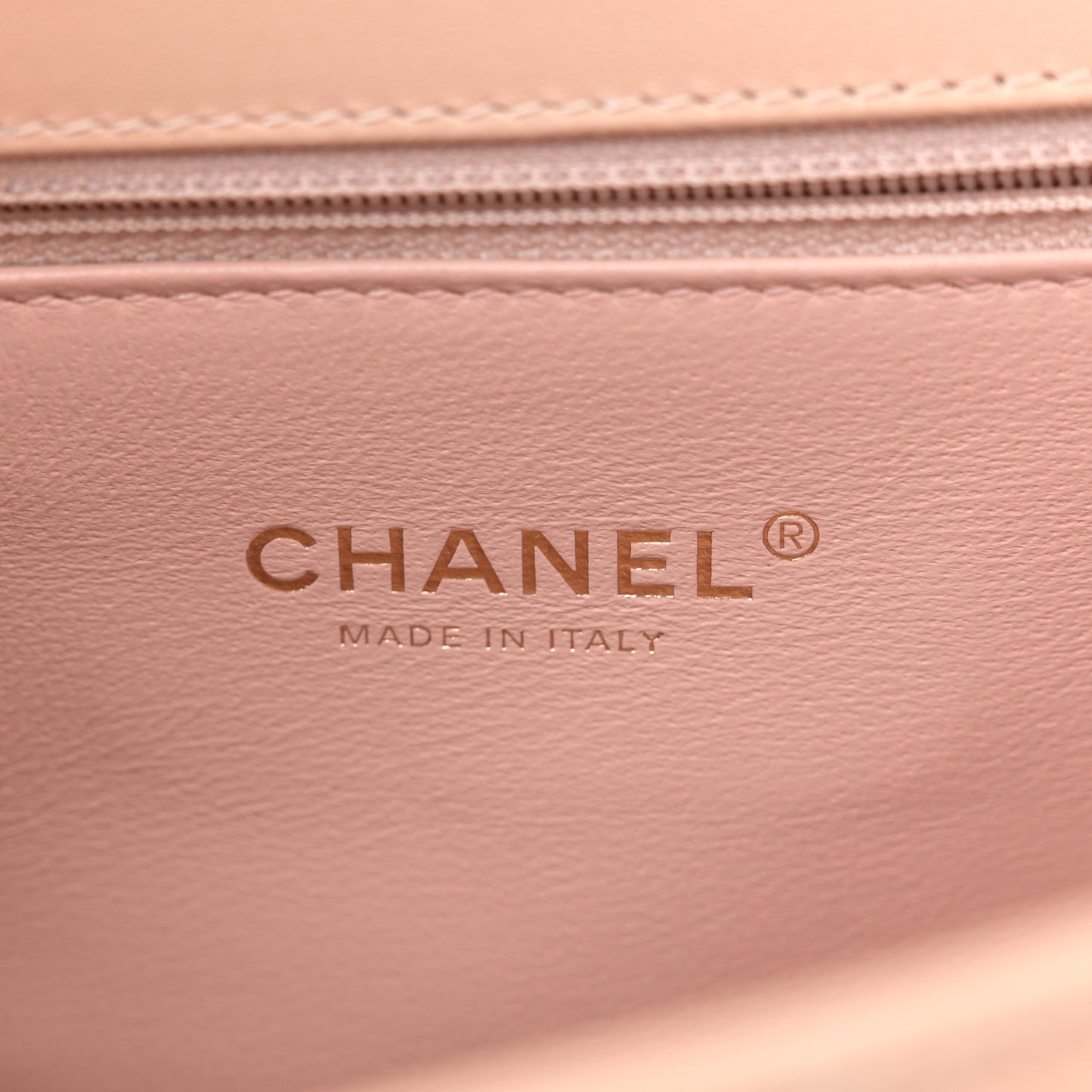 Caviar Quilted Medium CC Filigree Flap Beige