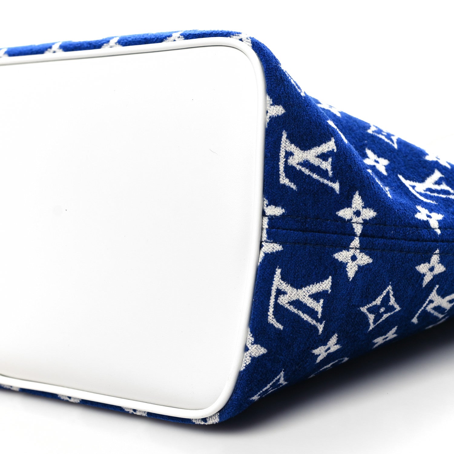 Louis Vuitton Jacquard Velvet Monogram LV Match Neverfull MM Bleu 8 of 8