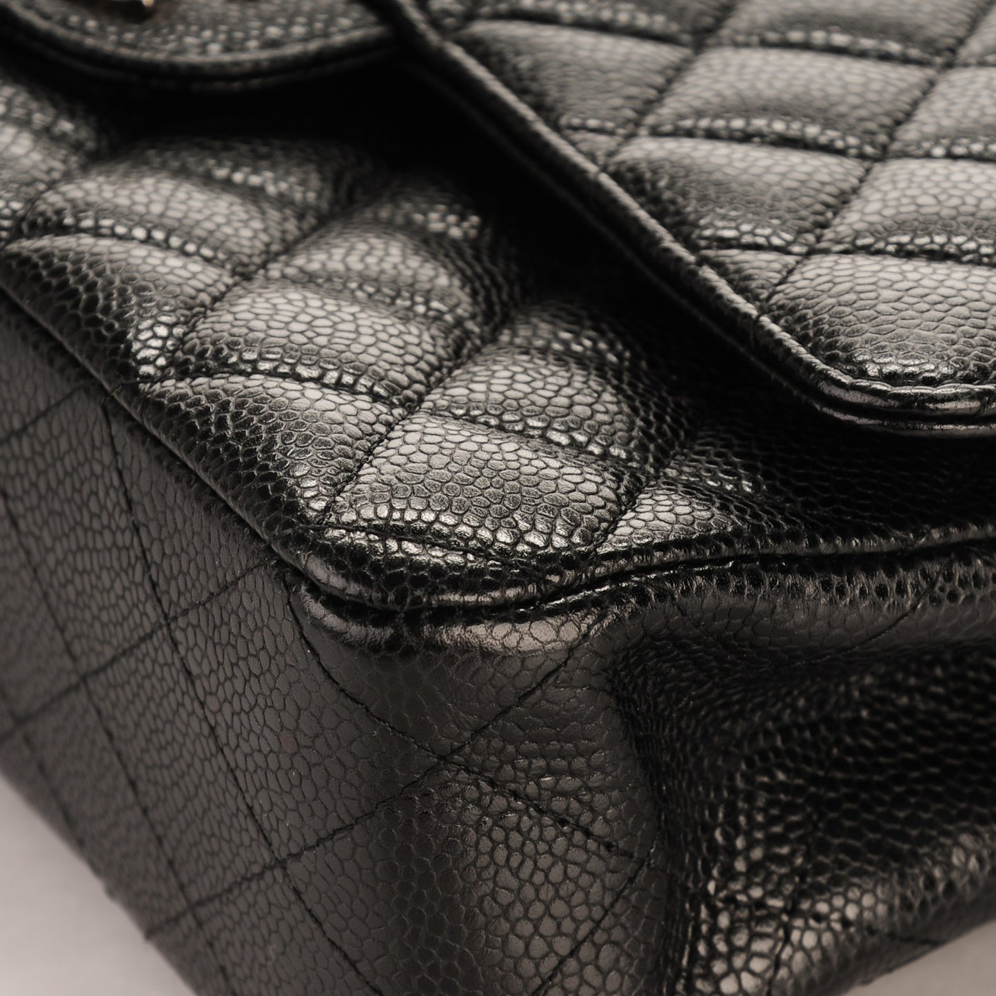 Caviar Quilted Medium Double Flap Black