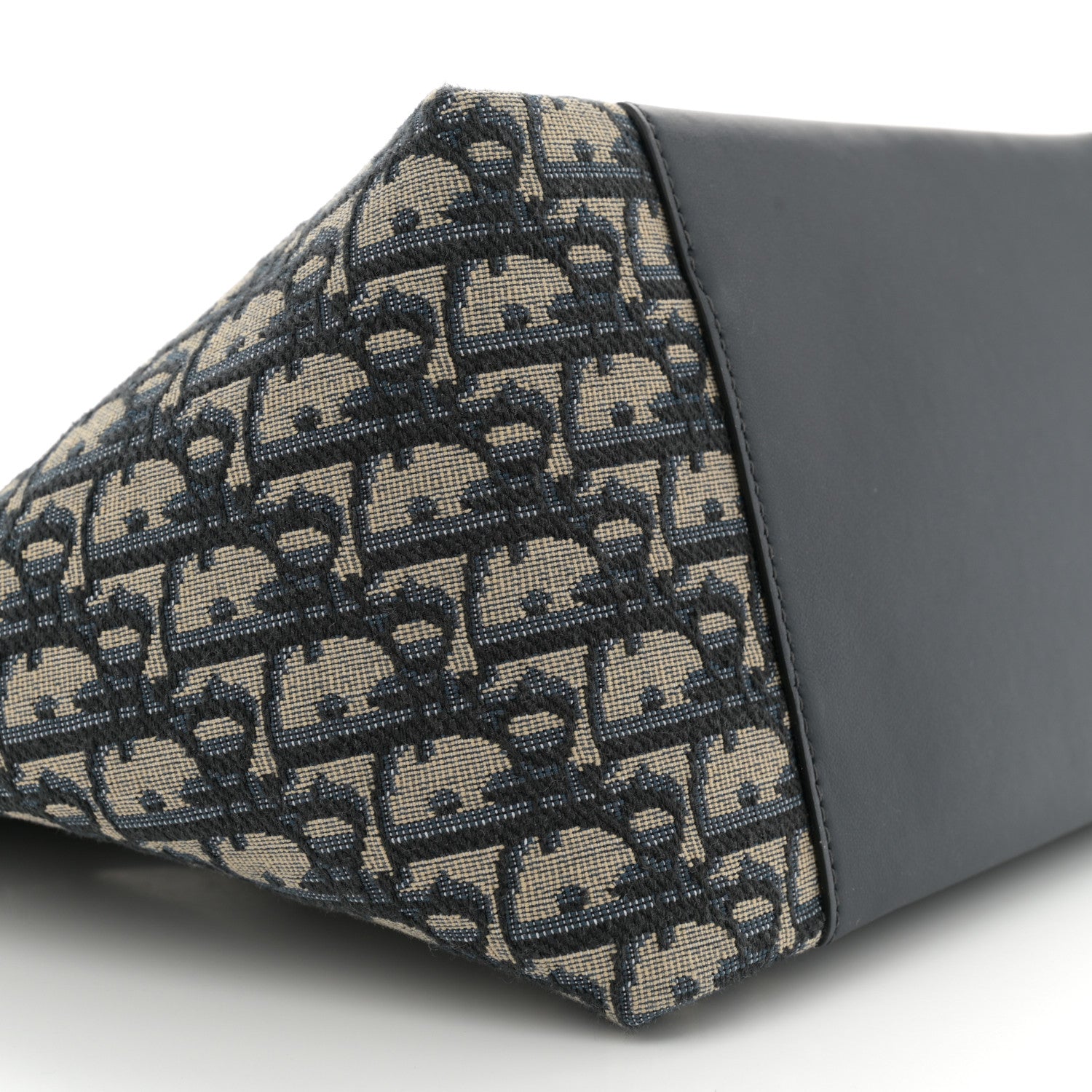 Christian Dior Oblique Calfskin Medium Signature Bucket Bag Blue 9 of 11