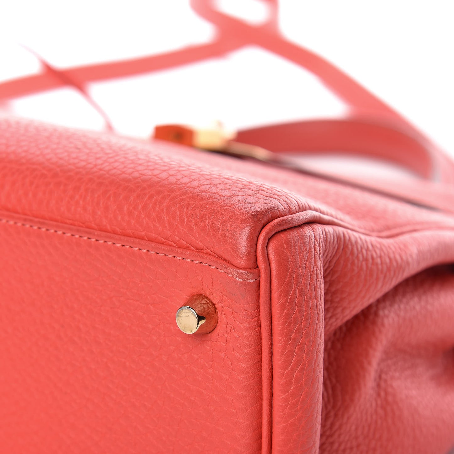Taurillon Clemence Kelly Retourne 32 Rouge Pivoine