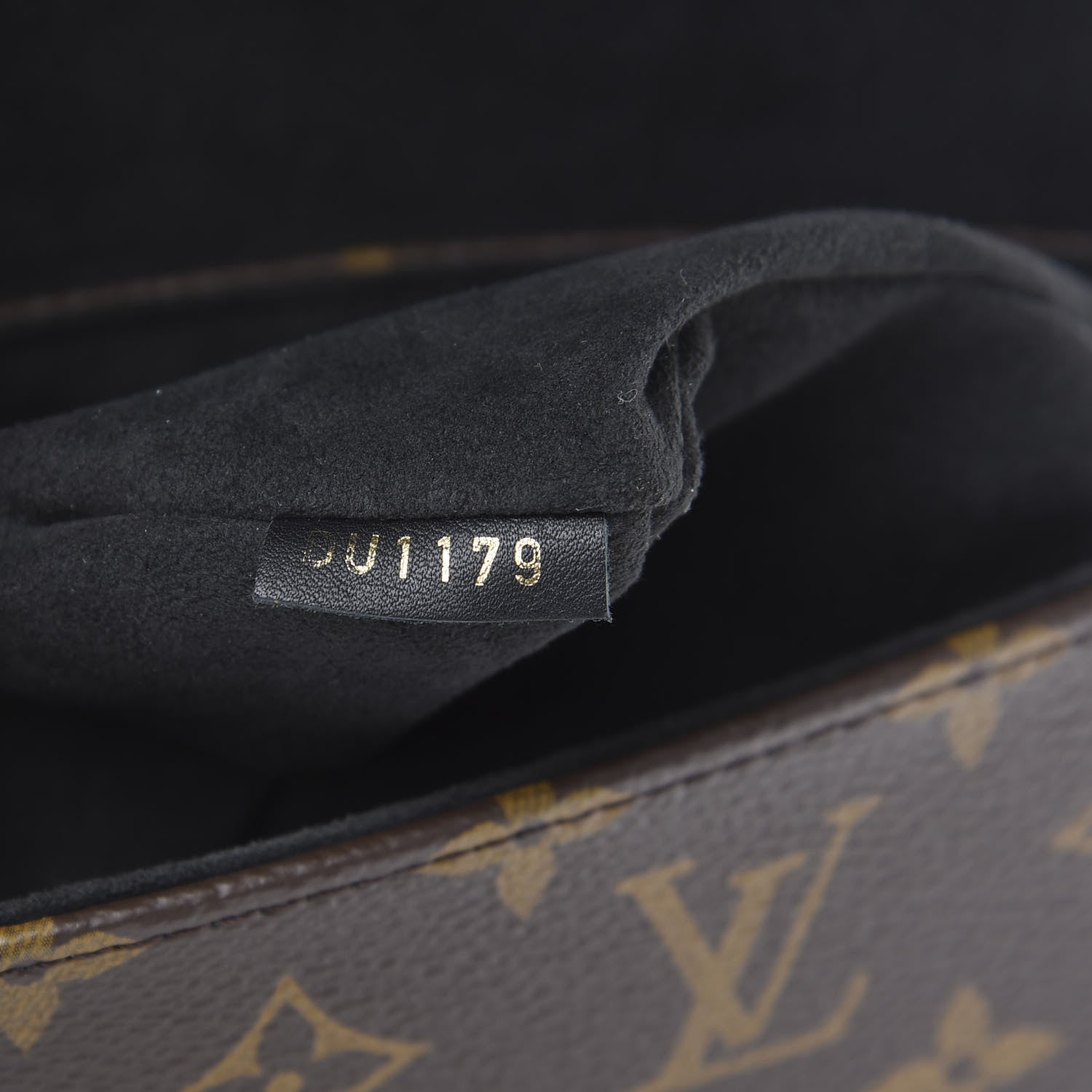 Louis Vuitton Monogram Locky BB Black 6 of 10