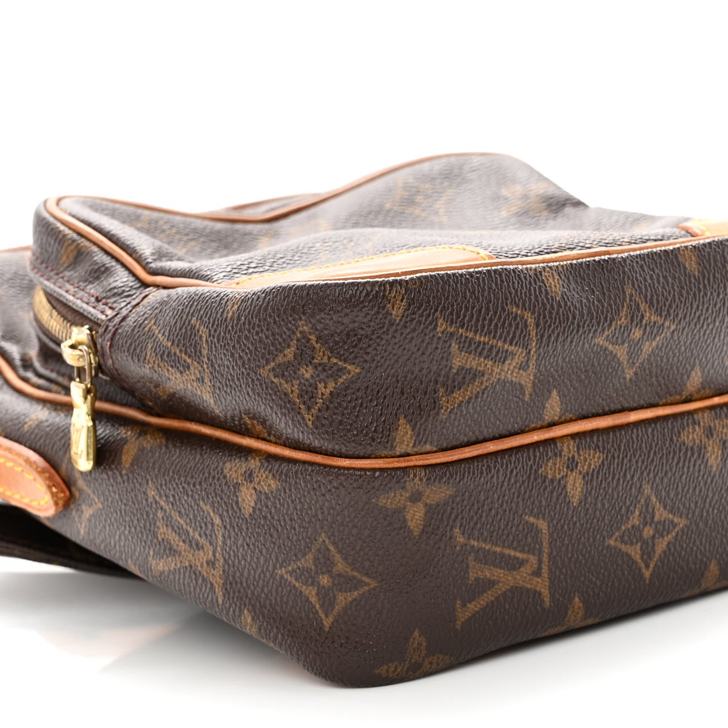Monogram Amazone