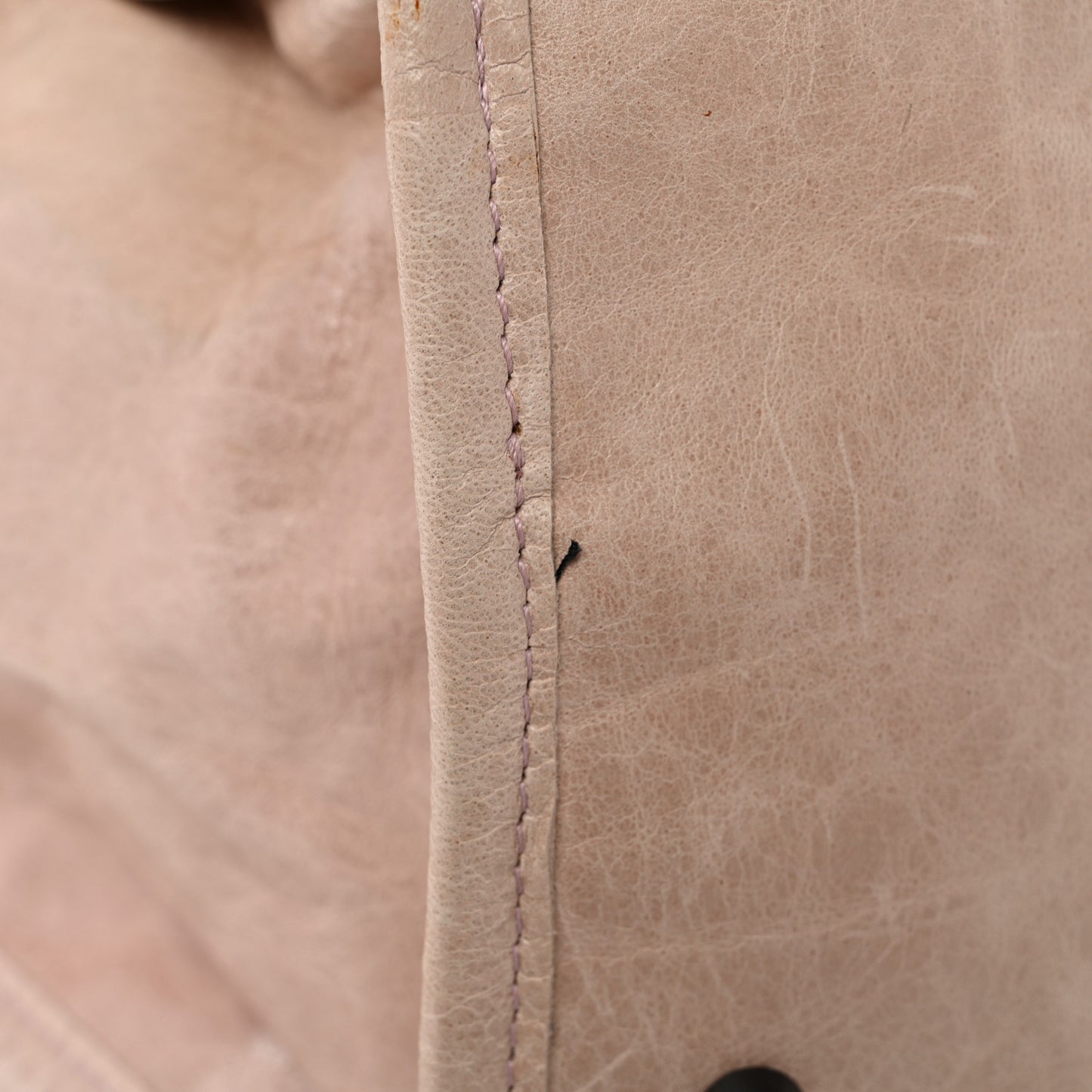 Agneau Classic Hardware Weekender Light Pink